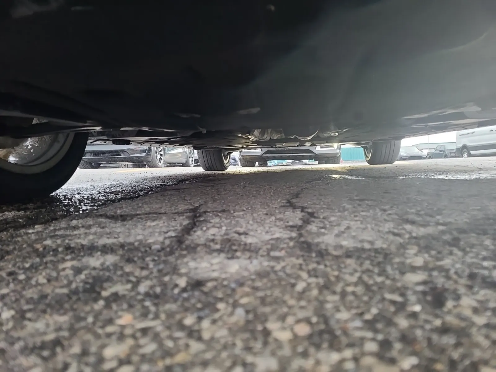 Undercarriage - Front Photo