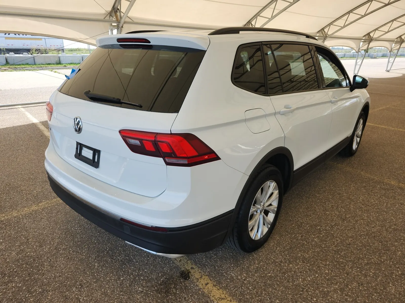 Passenger Rear 3/4 Photo