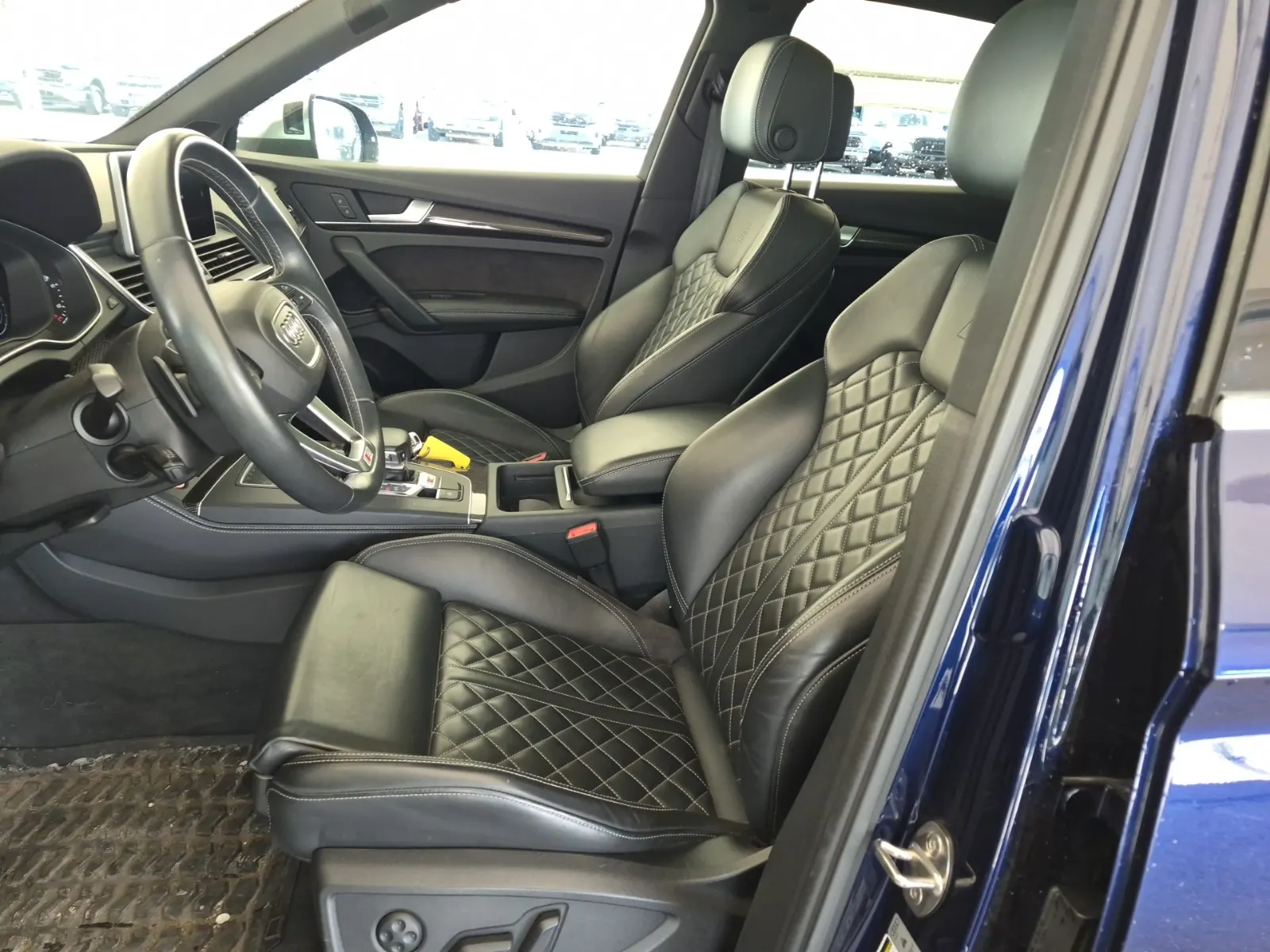 Front Interior Photo
