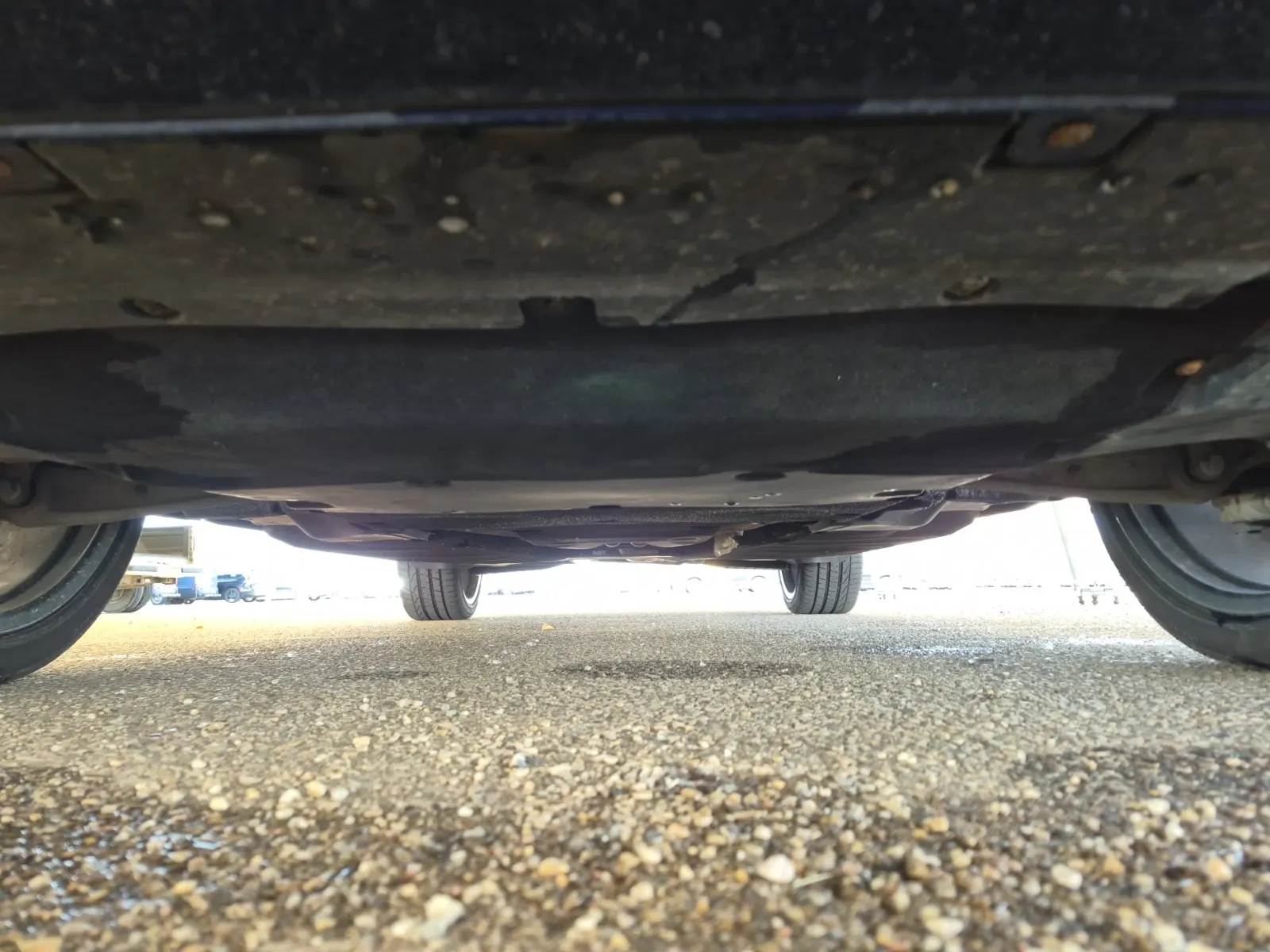 Undercarriage - Front Photo