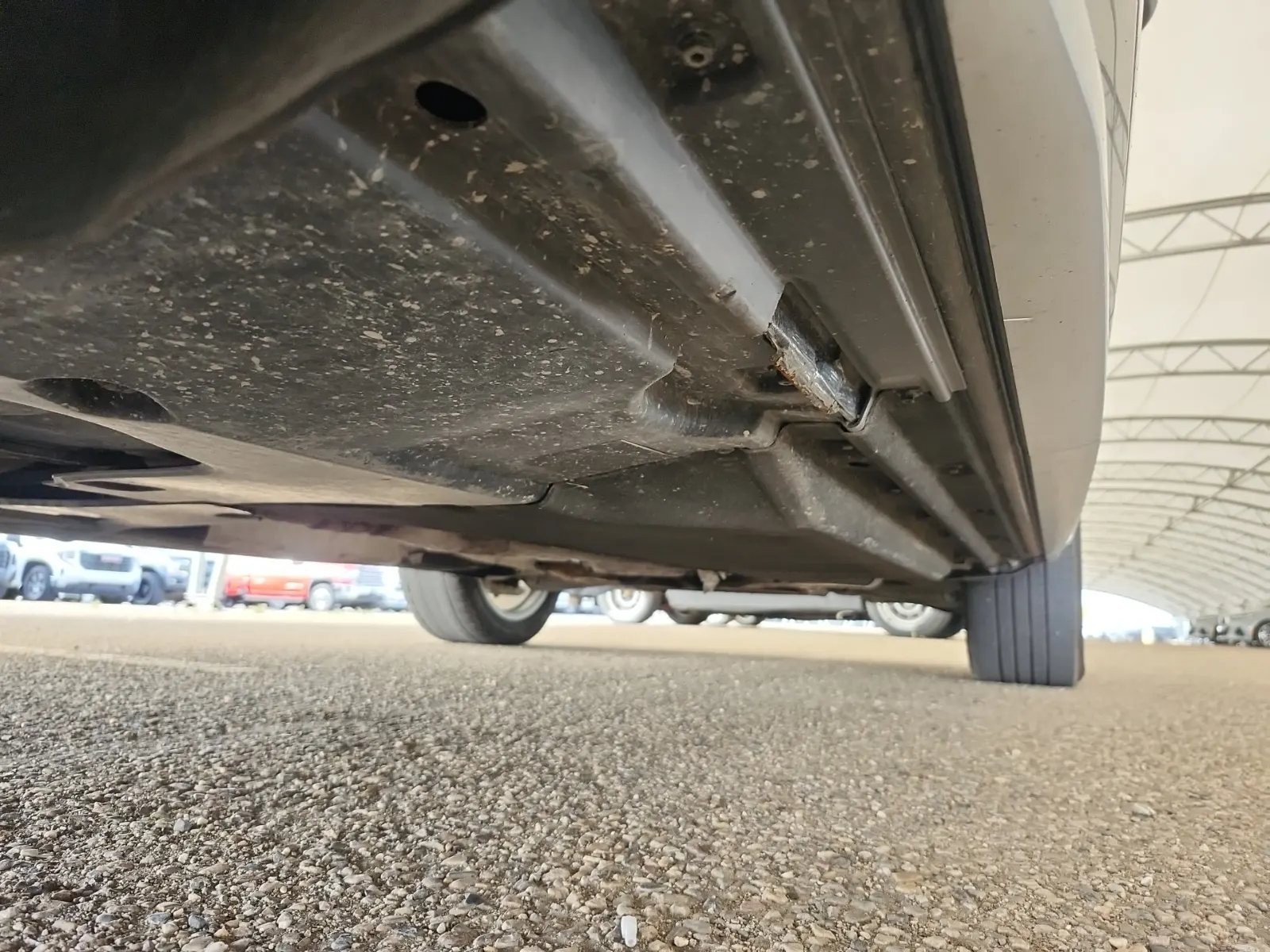 Undercarriage - Passenger Photo