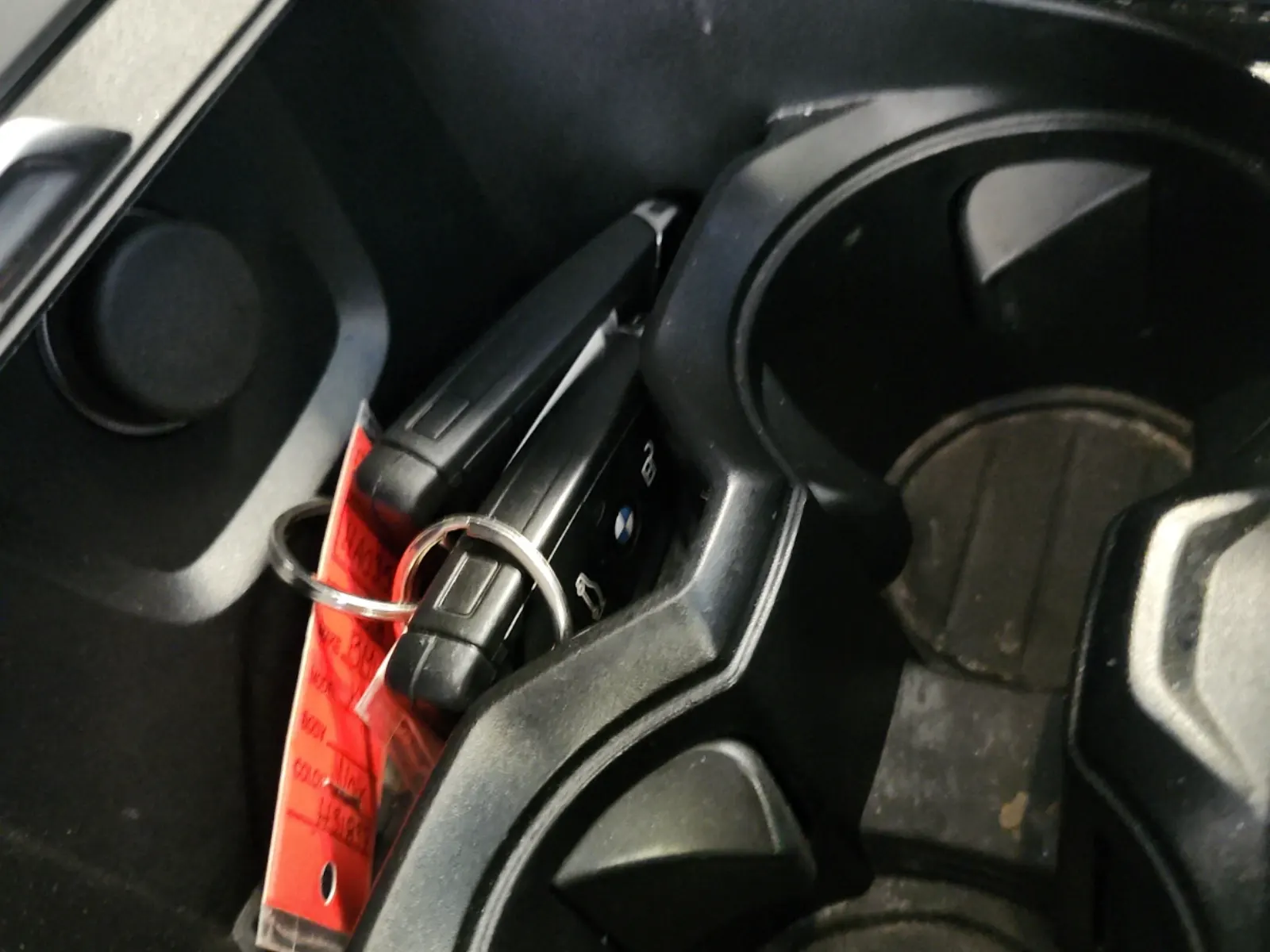 Keys/Fobs/Manual Photo