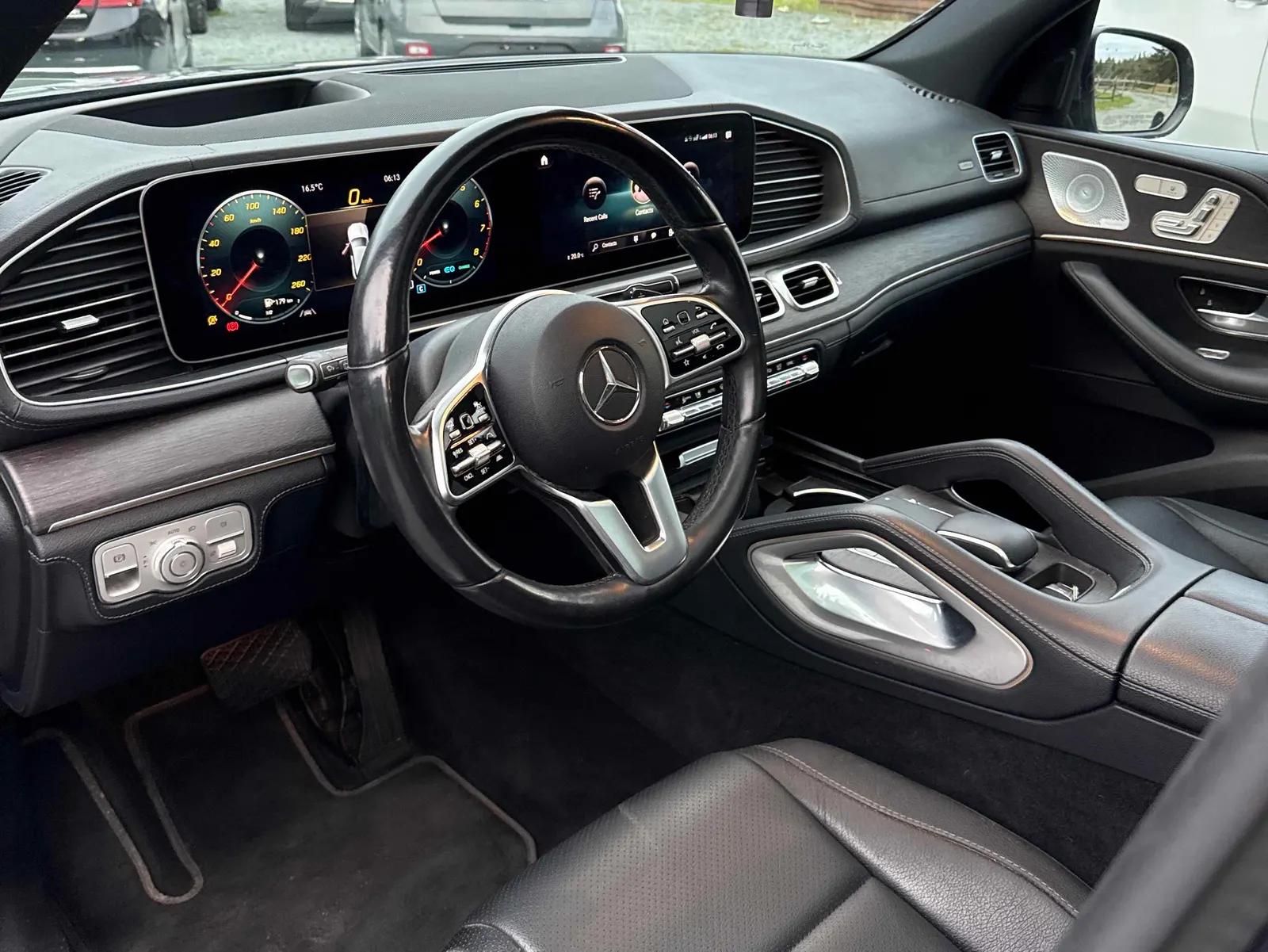 Interior driver side