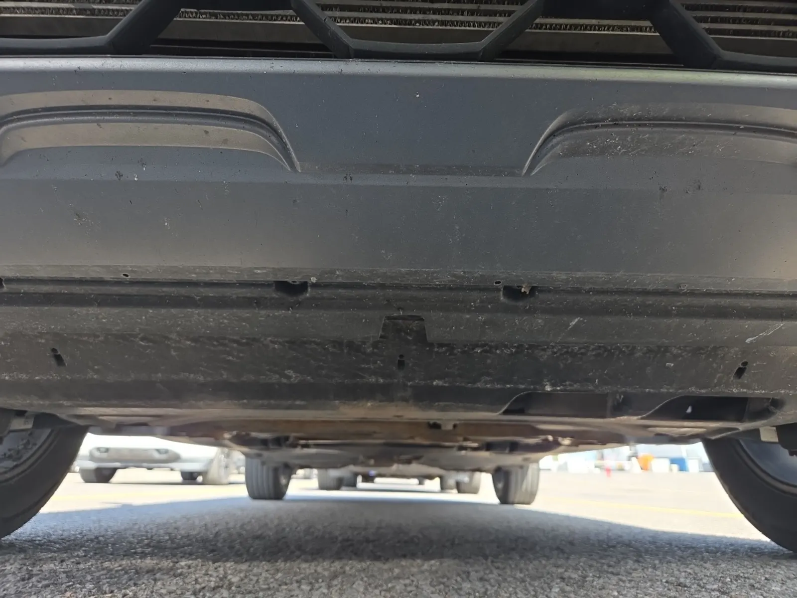 Undercarriage - Front Photo