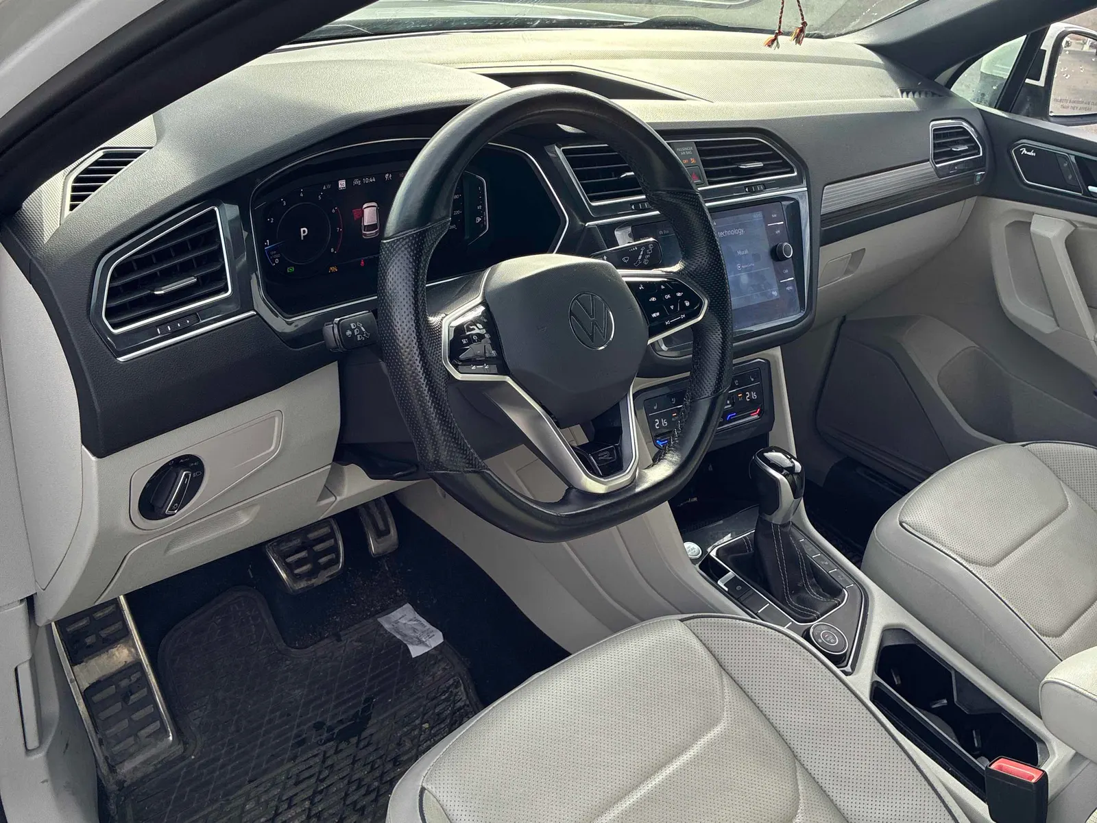 Interior driver side