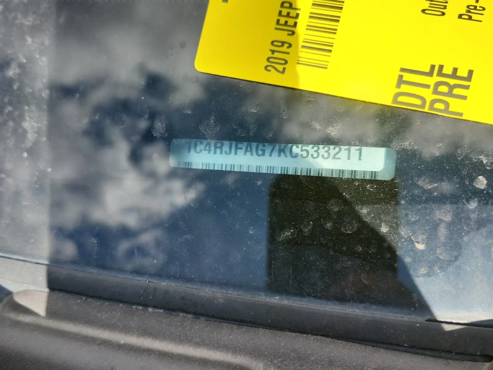 Dash VIN Plate Photo