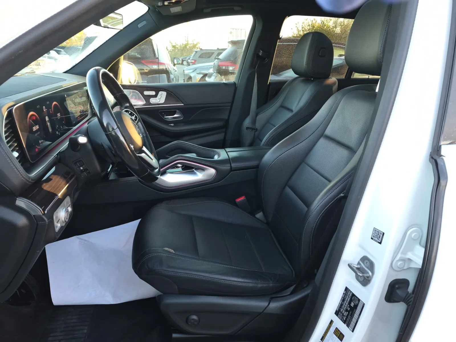 Front Interior Photo