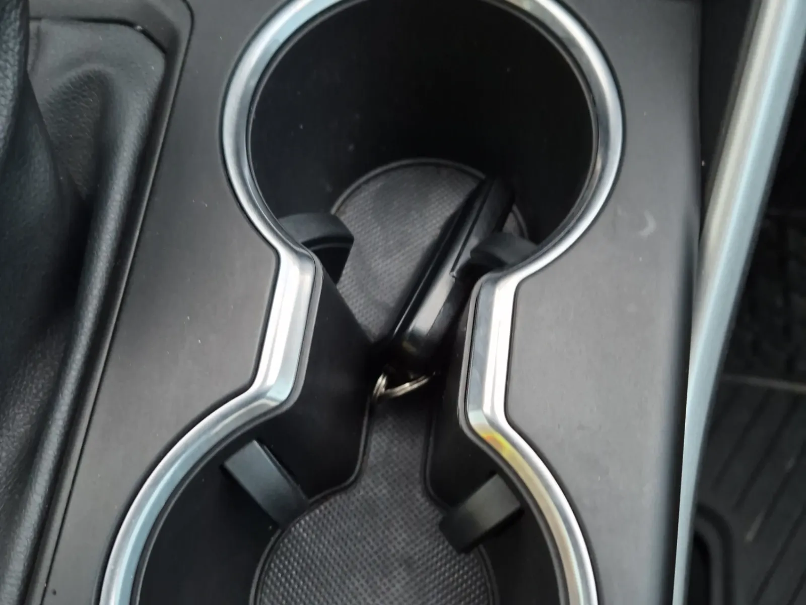 Keys/Fobs/Manual Photo