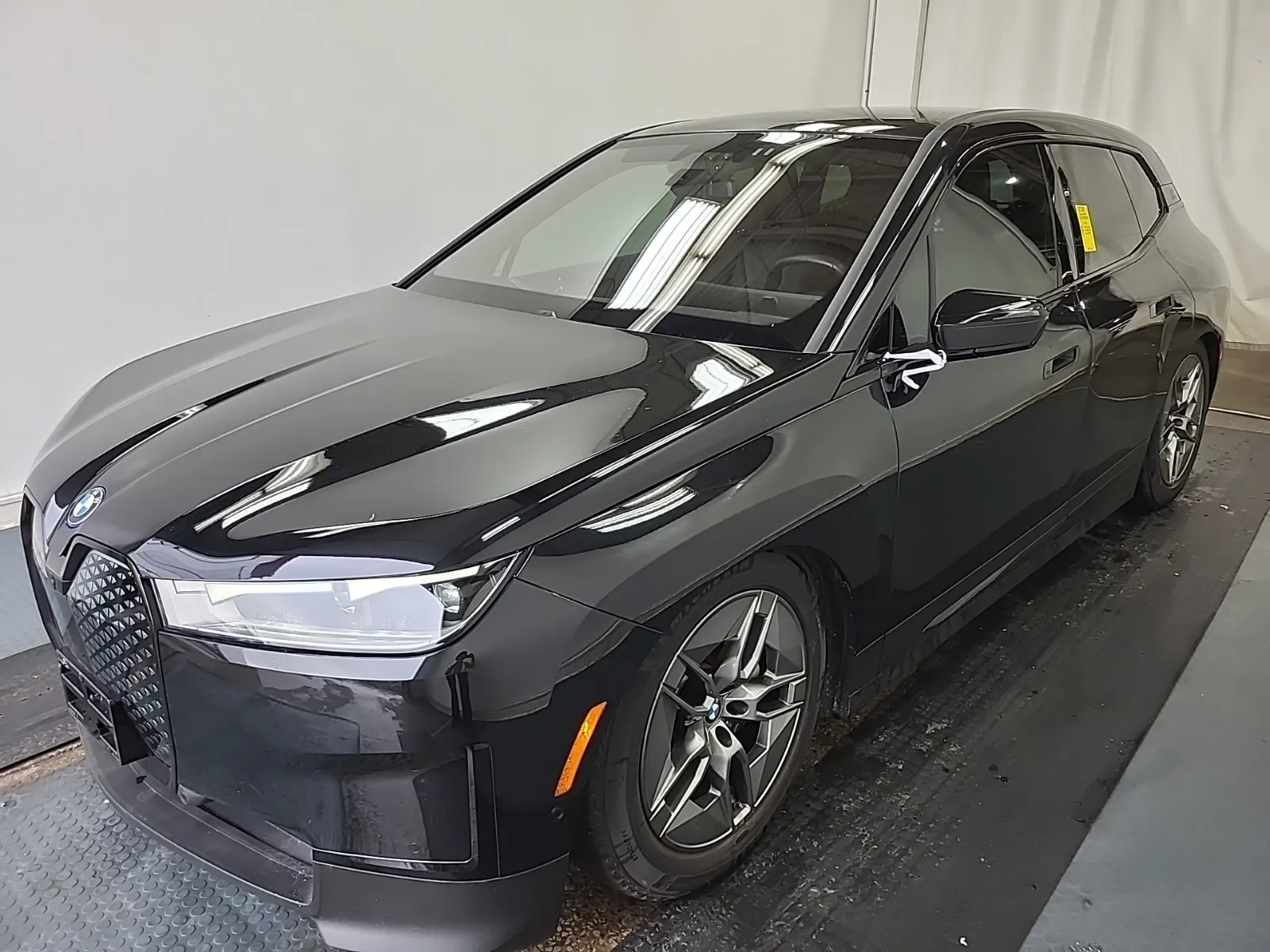 2023 BMW iX