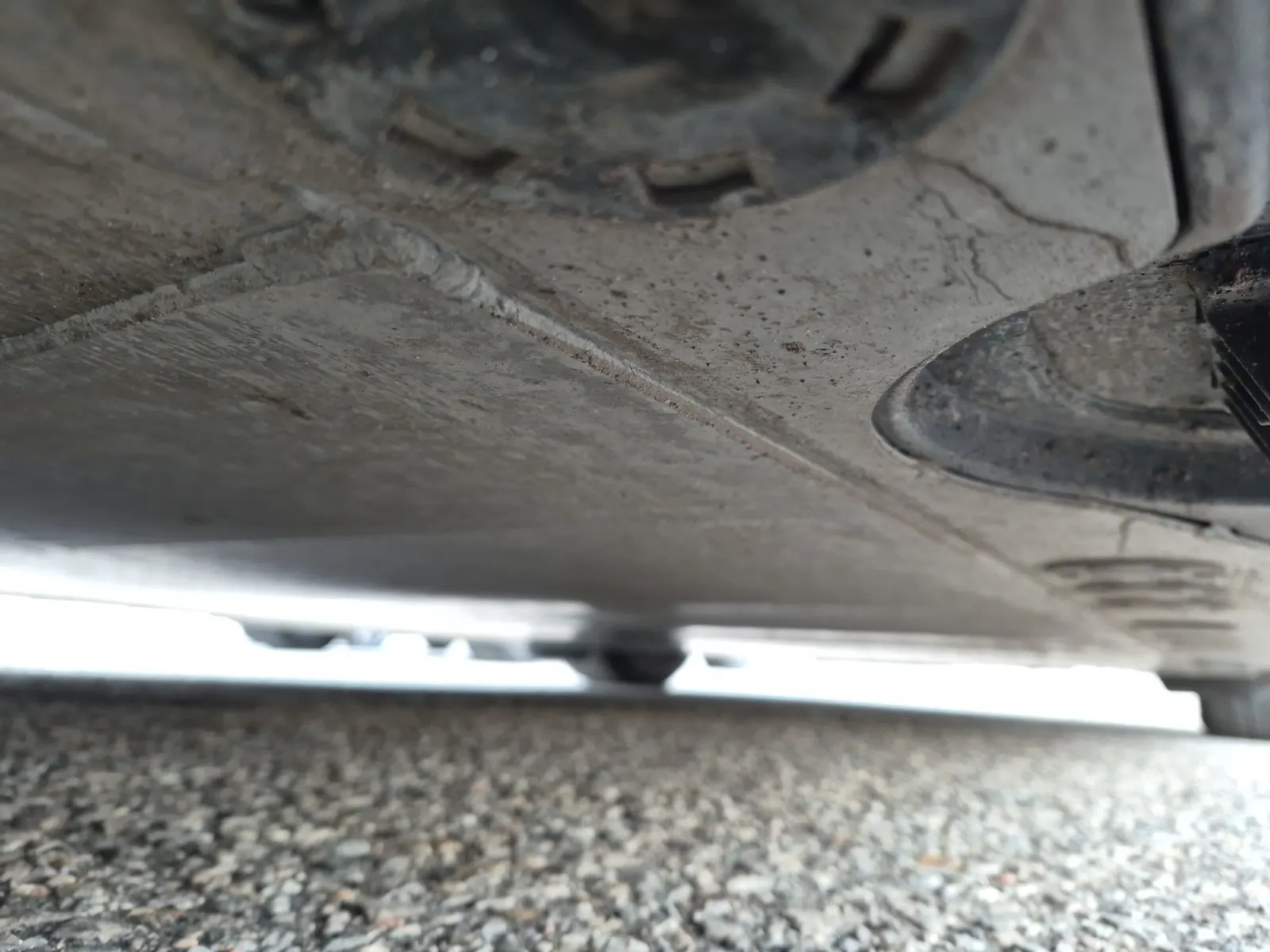 Undercarriage - Driver Photo