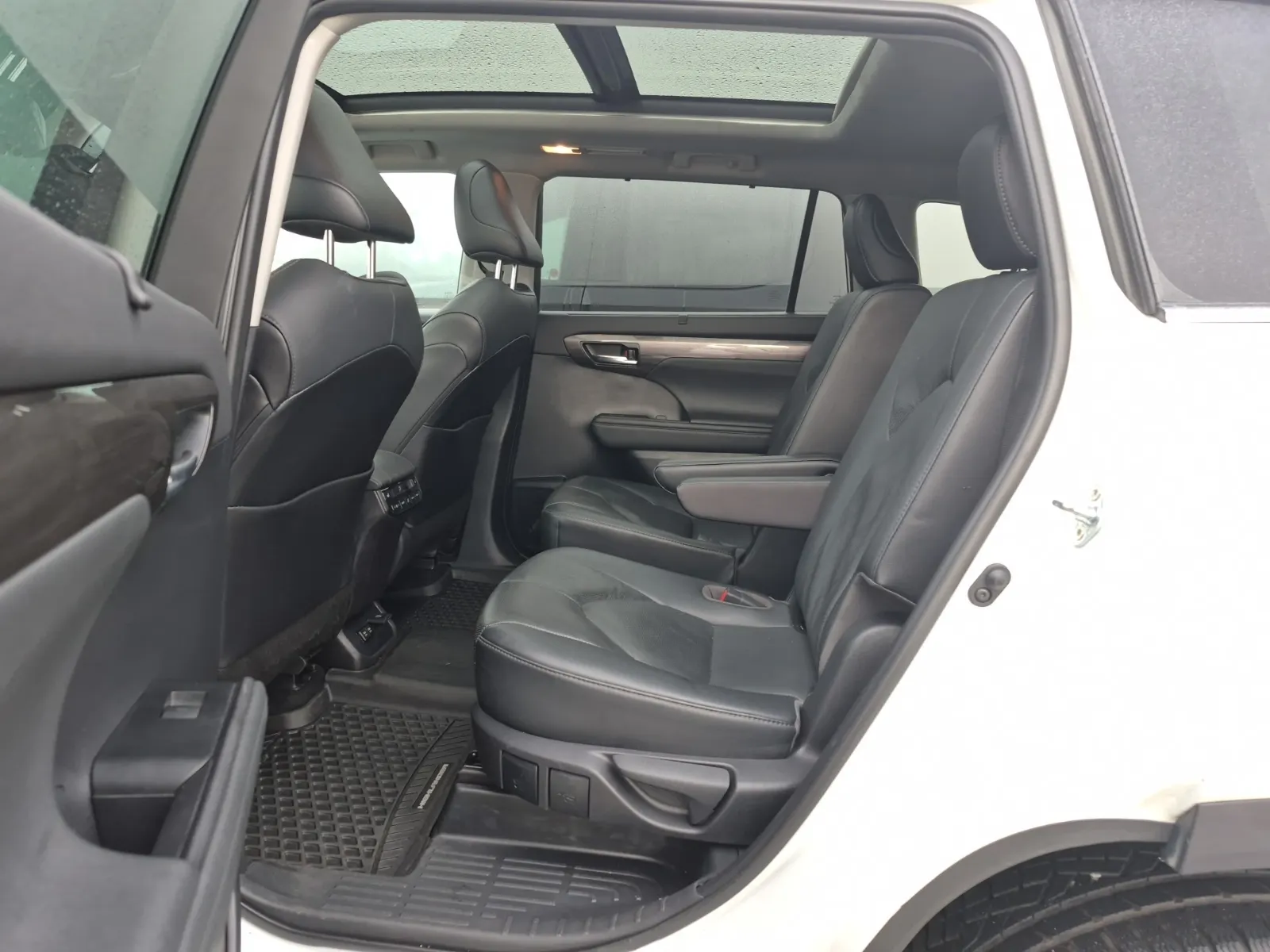 Passenger side