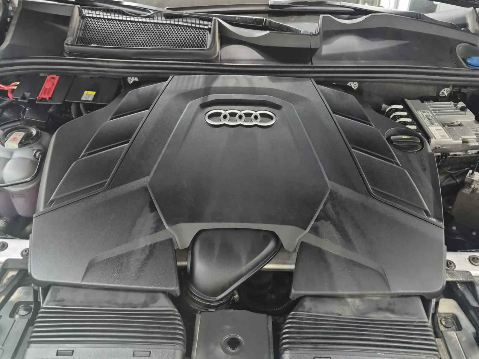 Engine Photo