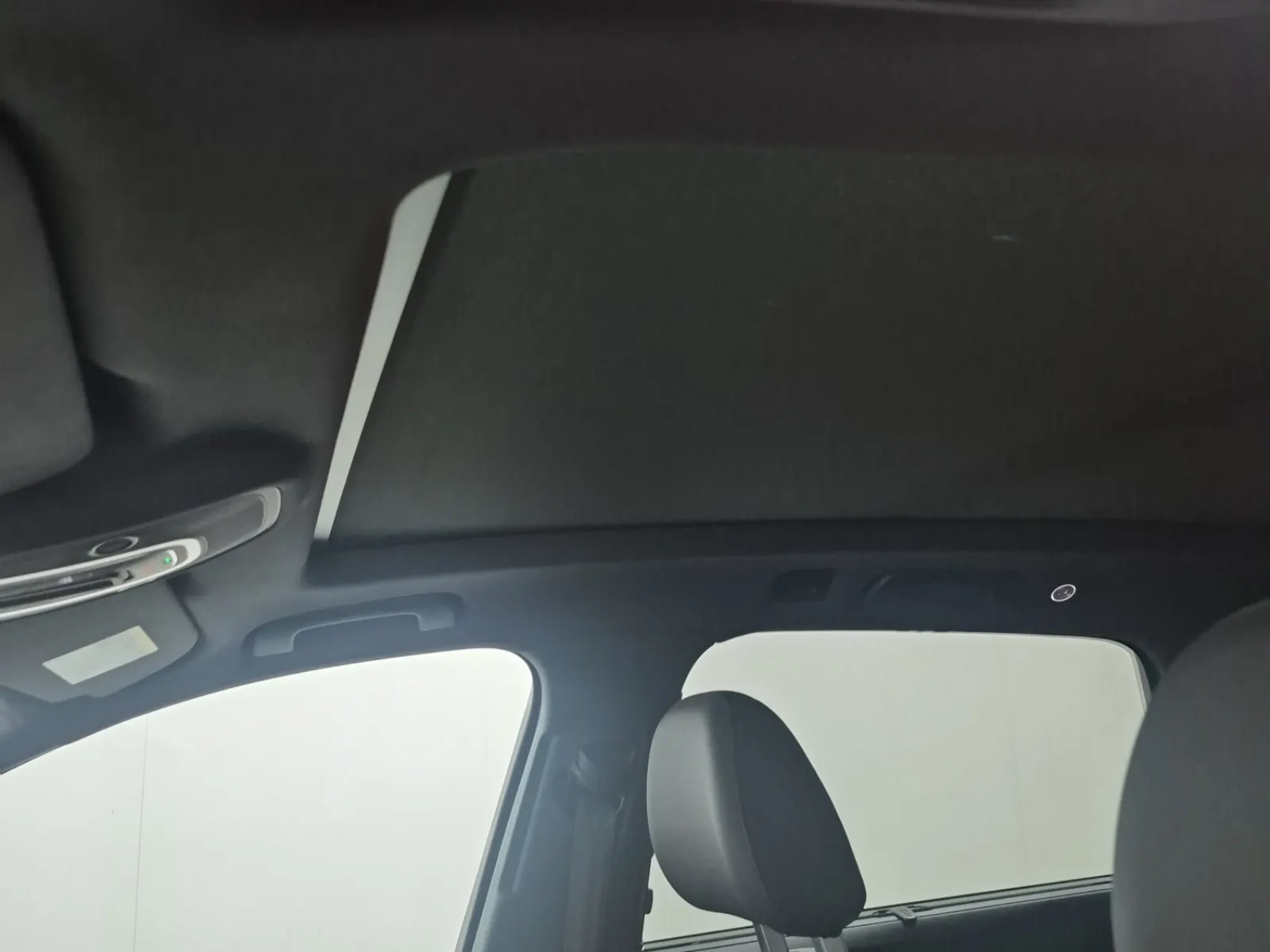 Interior Roof Photo