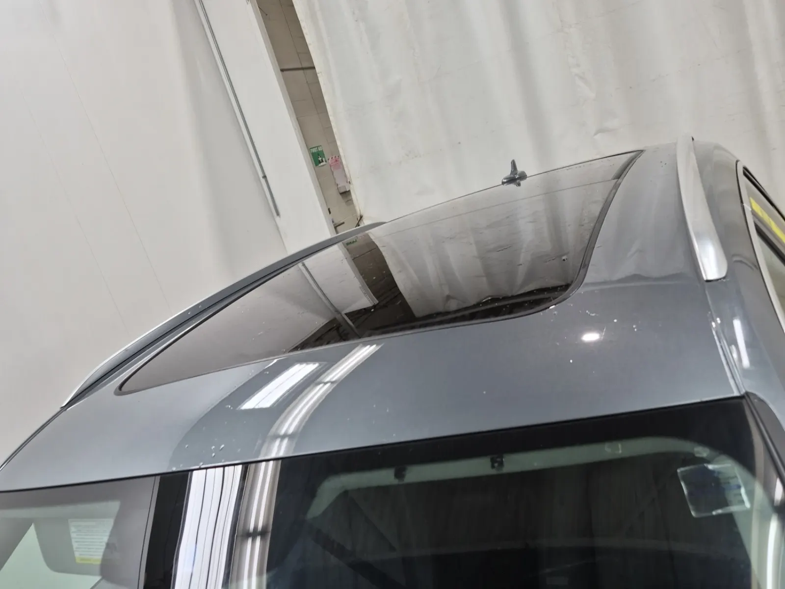 Exterior Roof Photo
