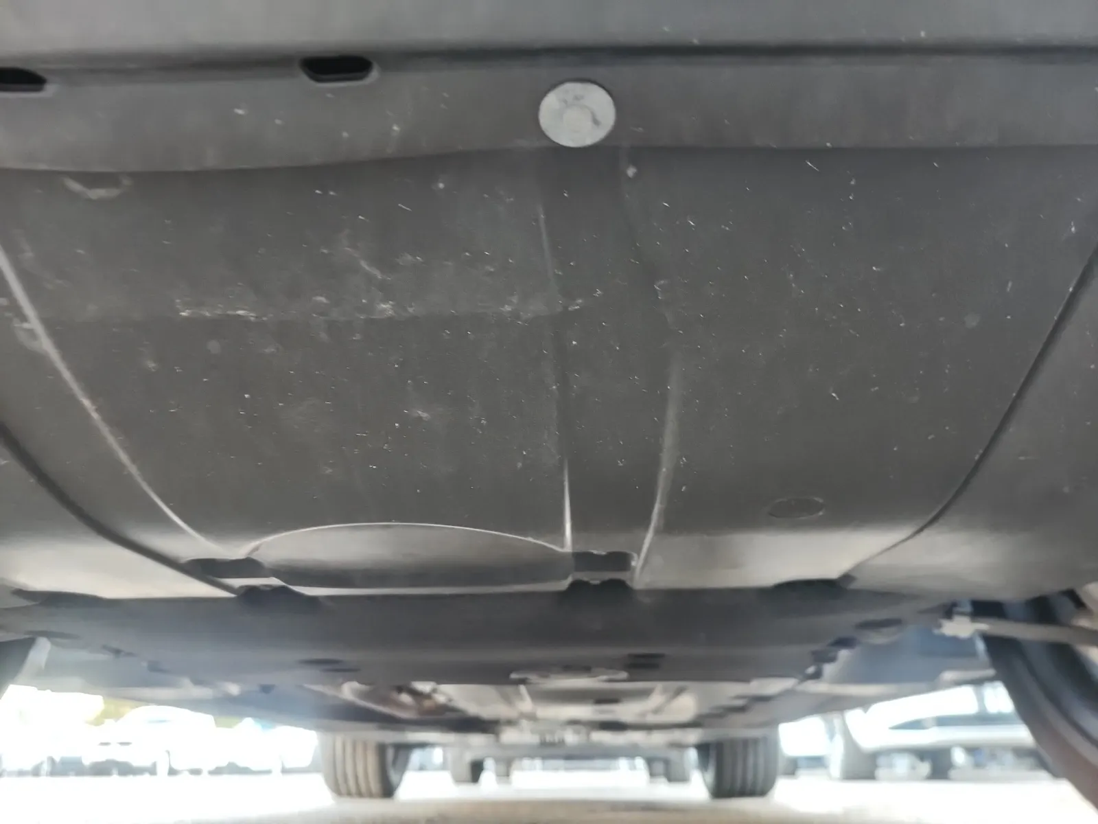 Undercarriage - Front Photo