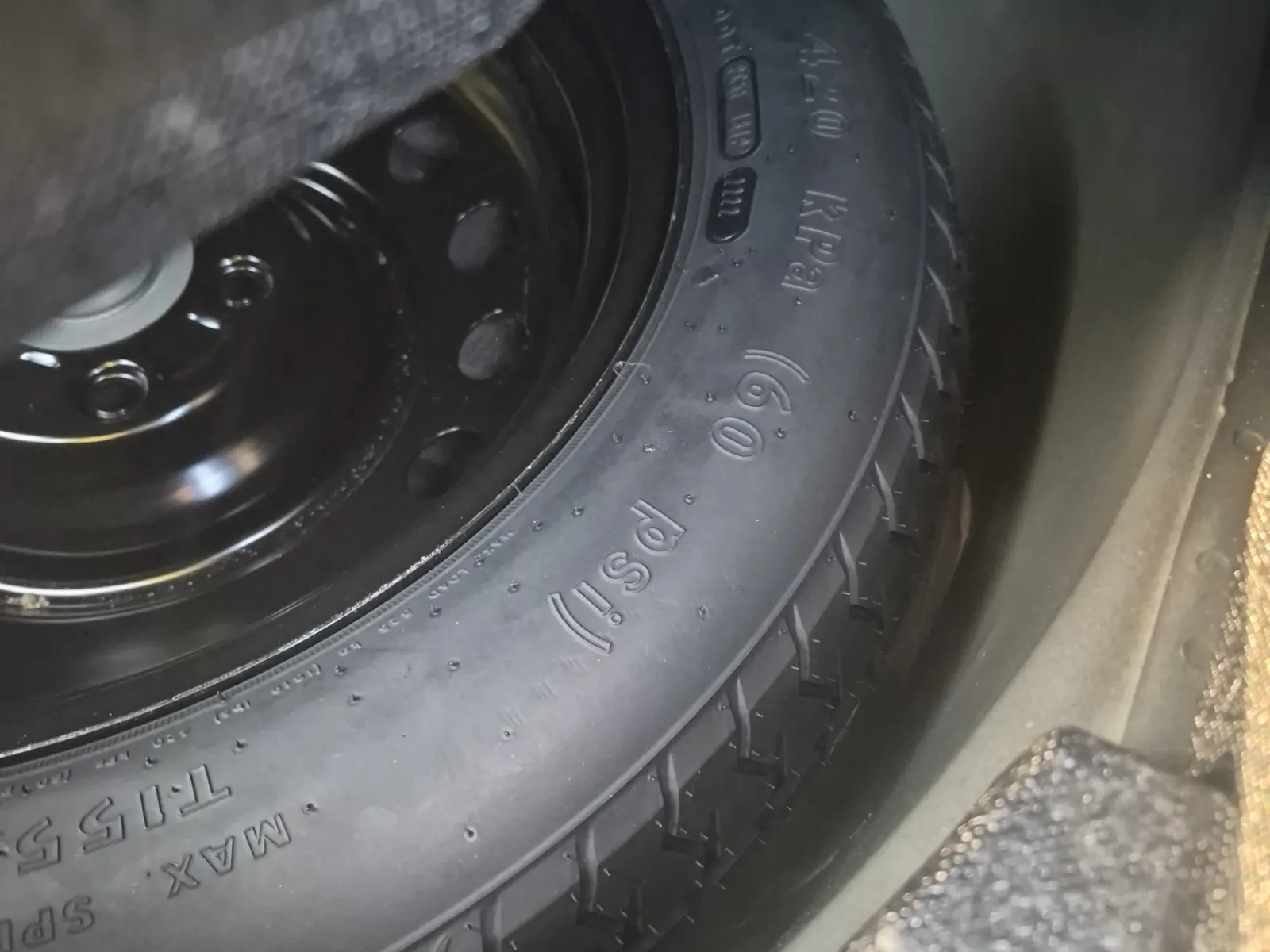 Spare Tire & Wheel Photo
