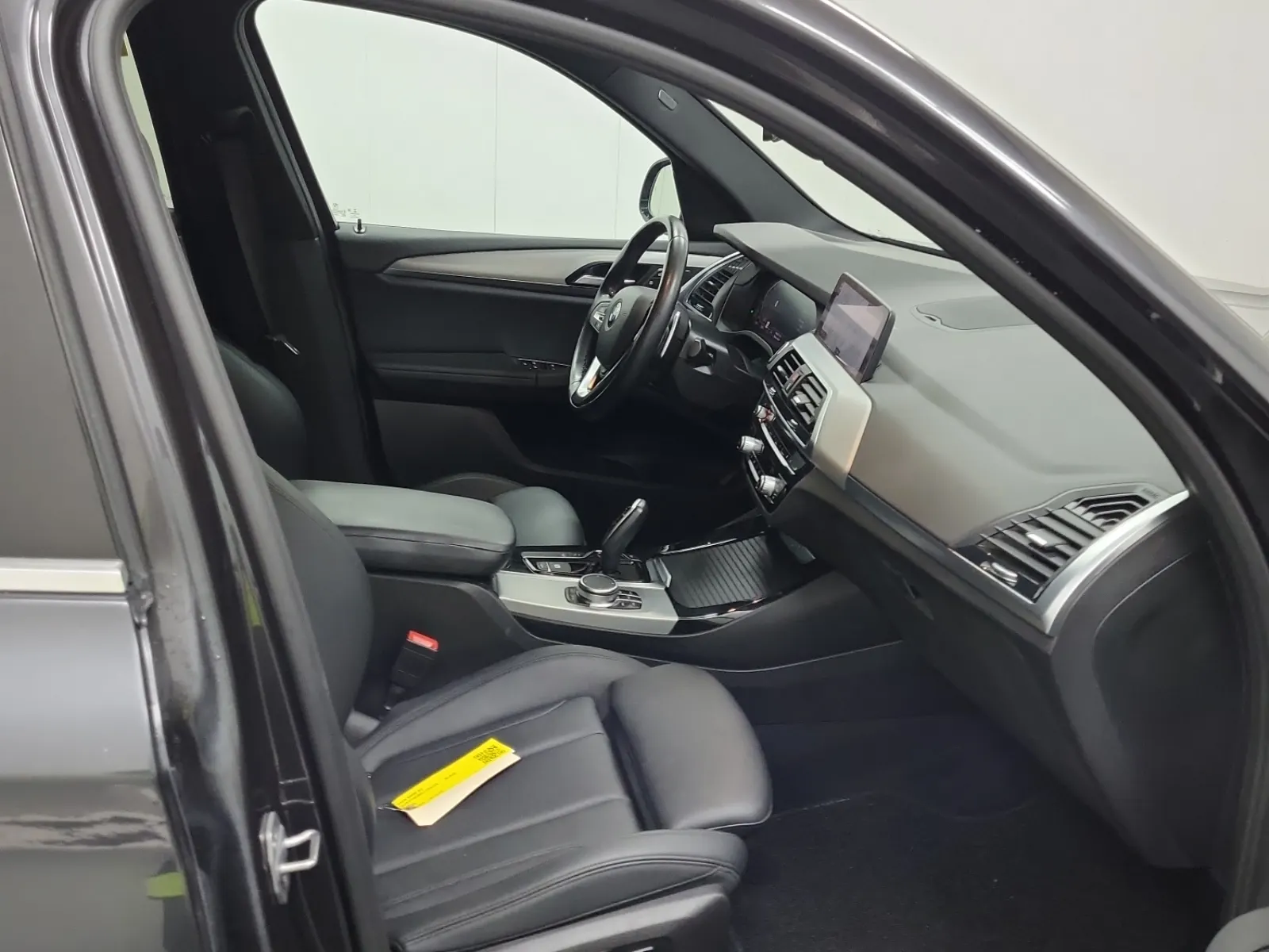 Right Side Interior Photo