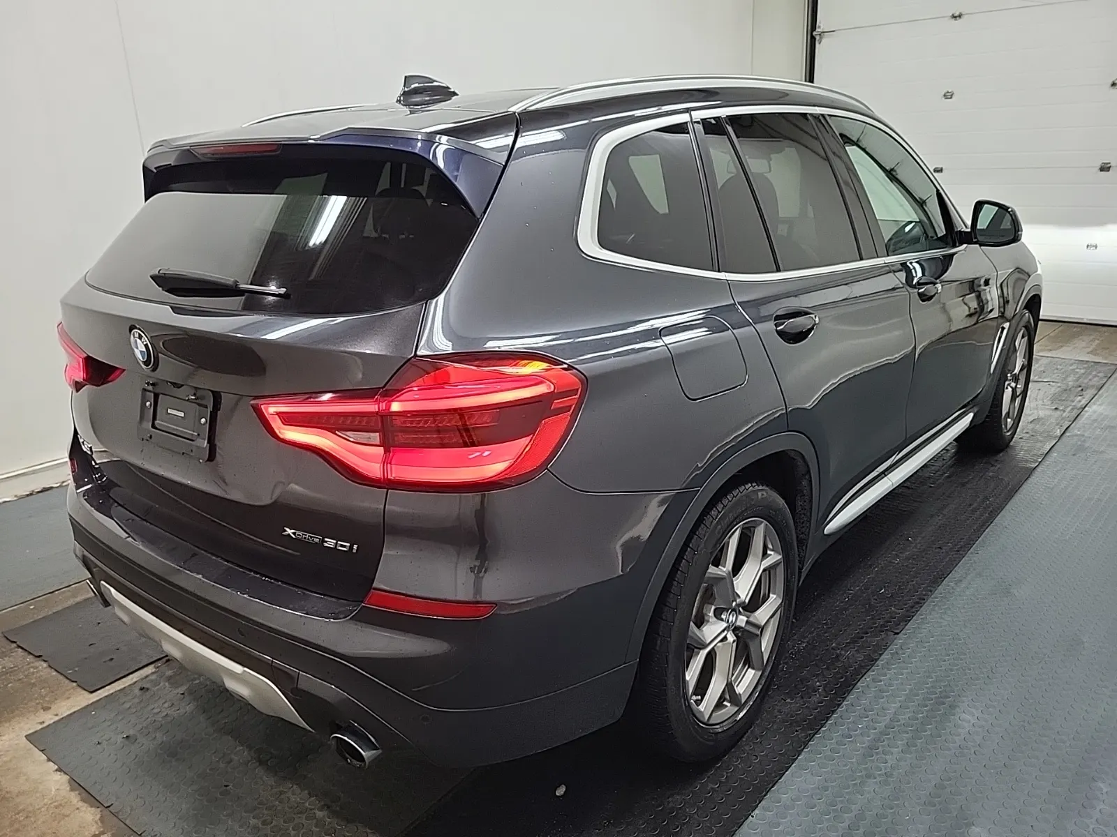 Passenger Rear 3/4 Photo