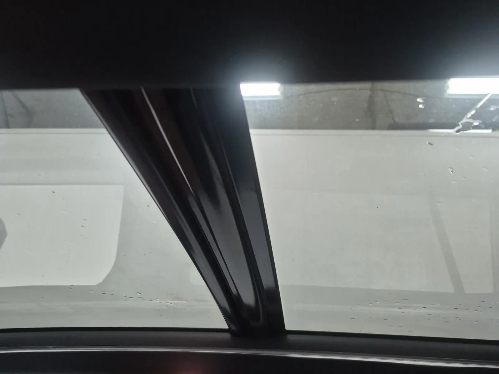 Interior Roof Photo