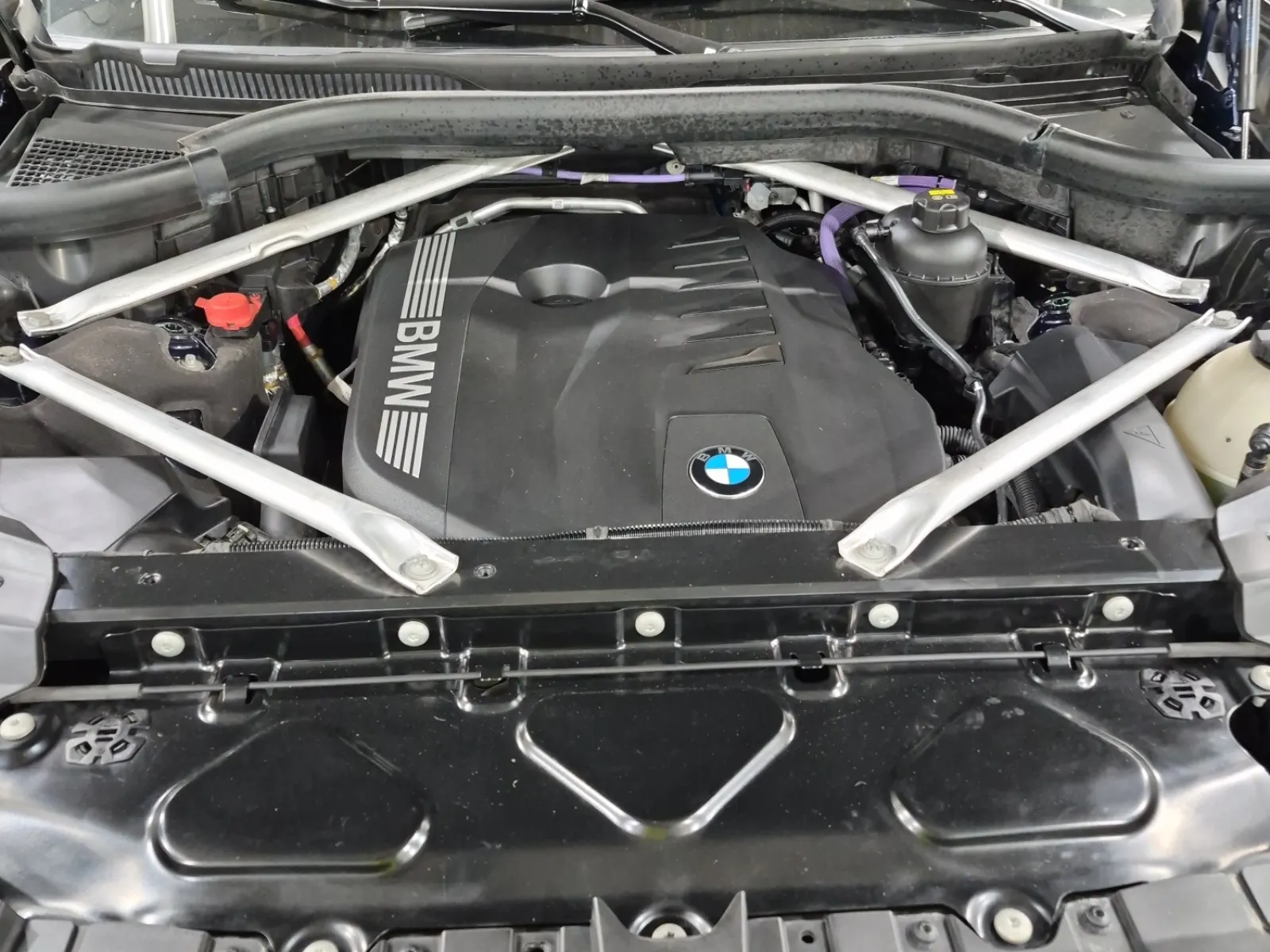 Engine Photo