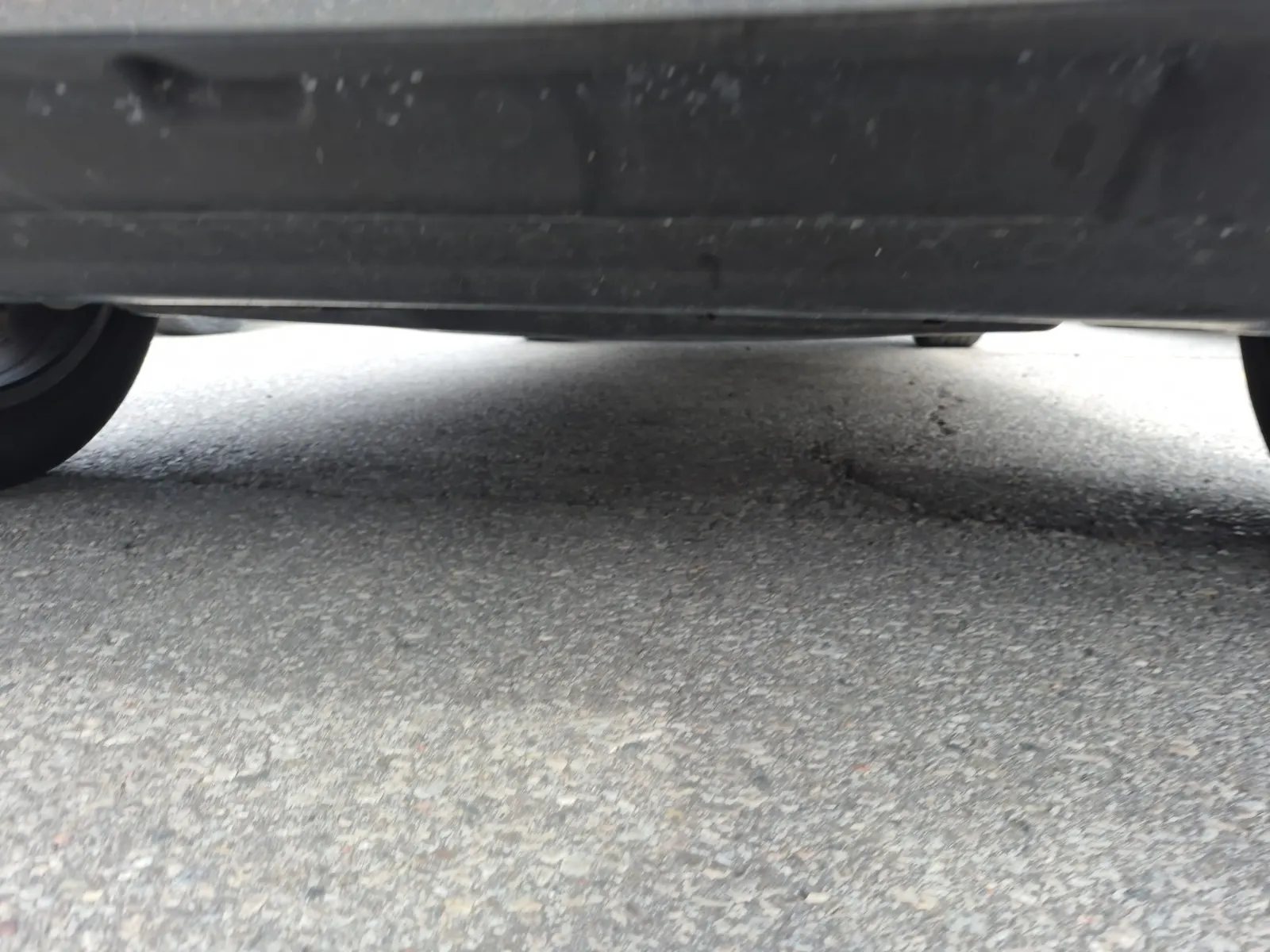 Undercarriage - Front Photo