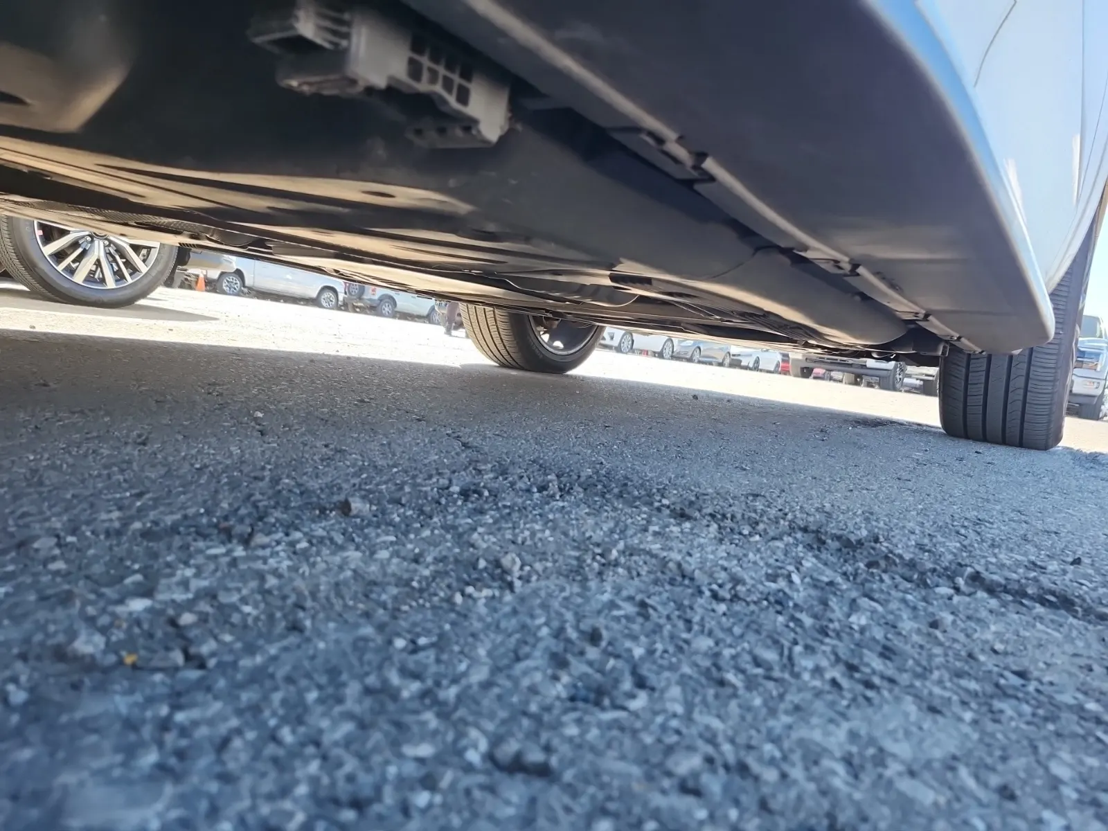 Undercarriage - Passenger Photo
