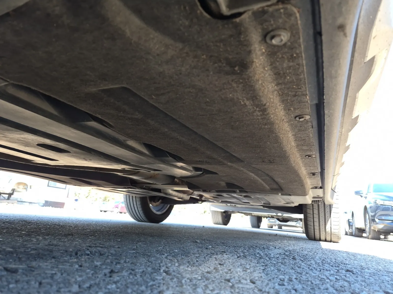 Undercarriage - Driver Photo
