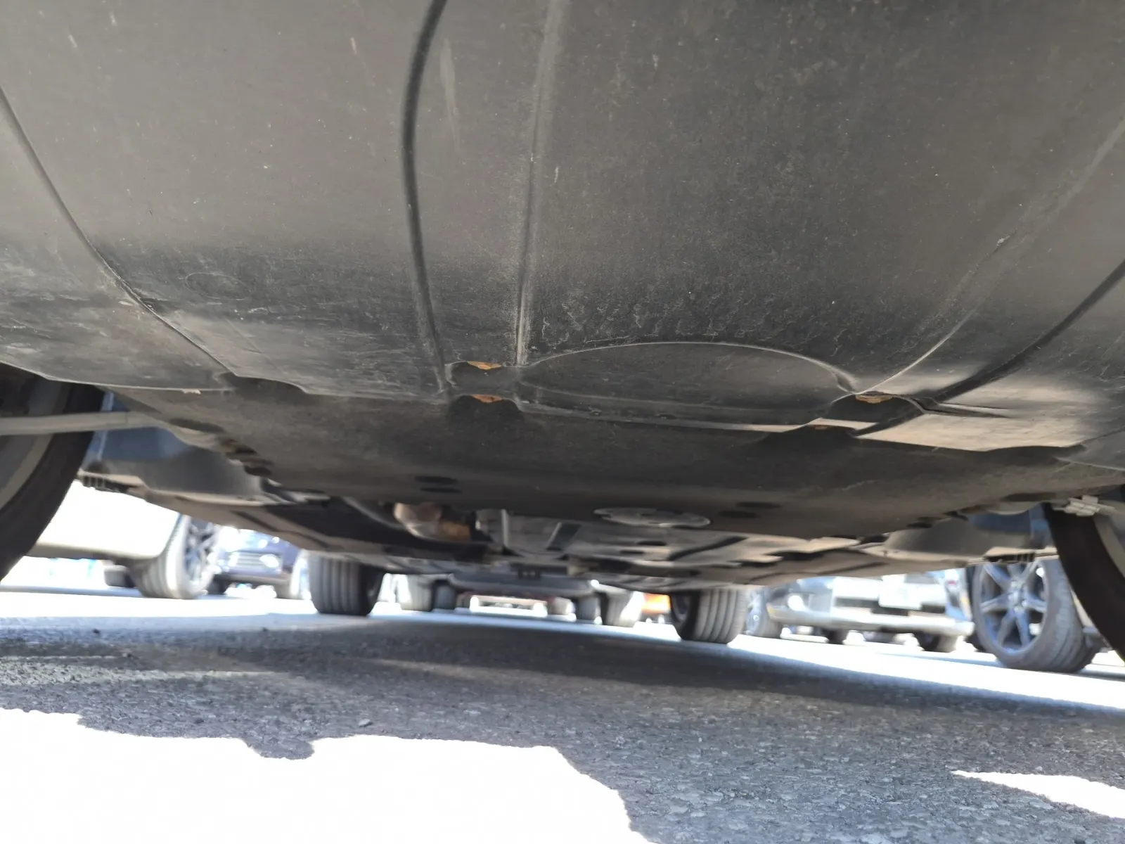 Undercarriage - Front Photo