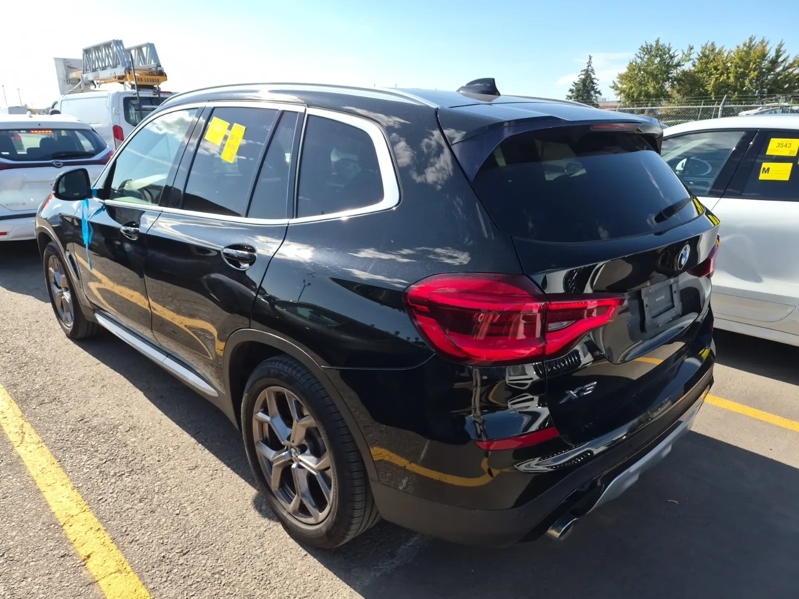 Driver Rear 3/4 Photo