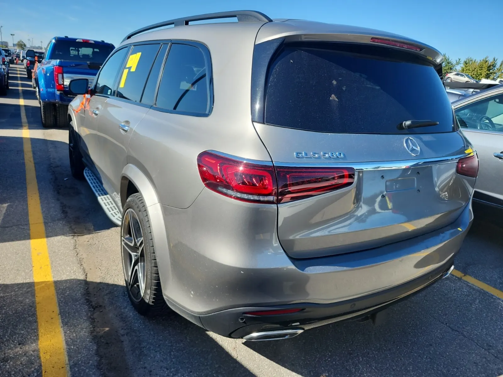 Driver Rear 3/4 Photo