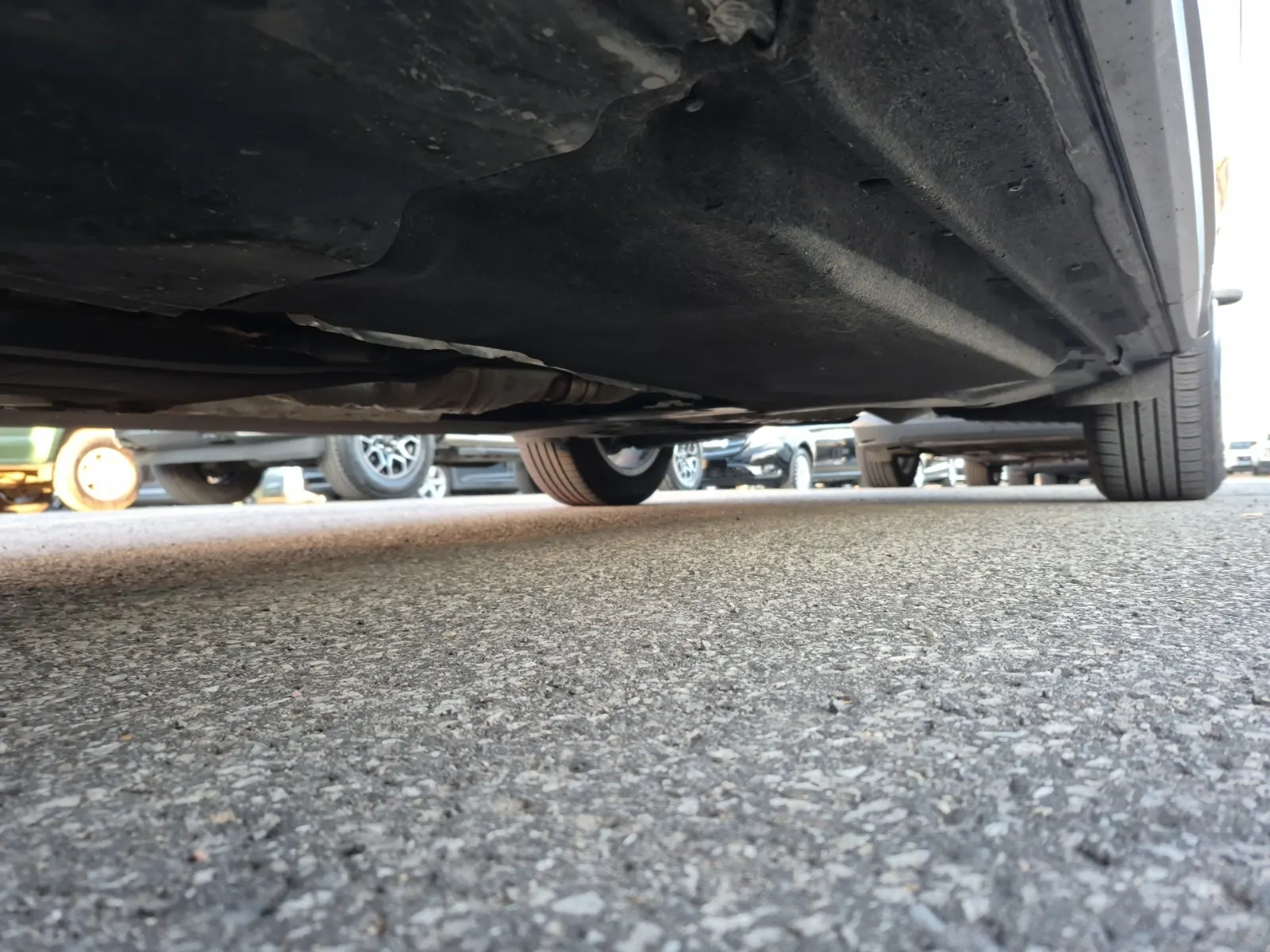 Undercarriage - Driver Photo