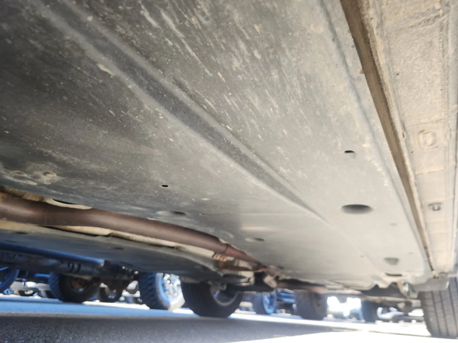 Undercarriage - Driver Photo