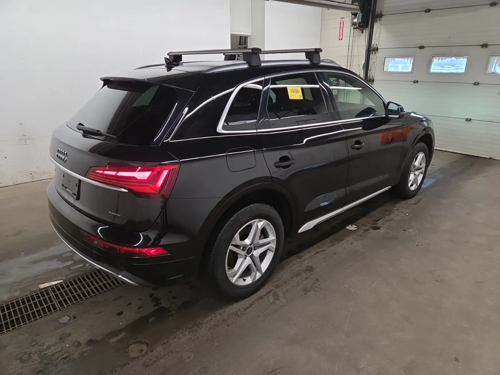 Passenger Rear 3/4 Photo