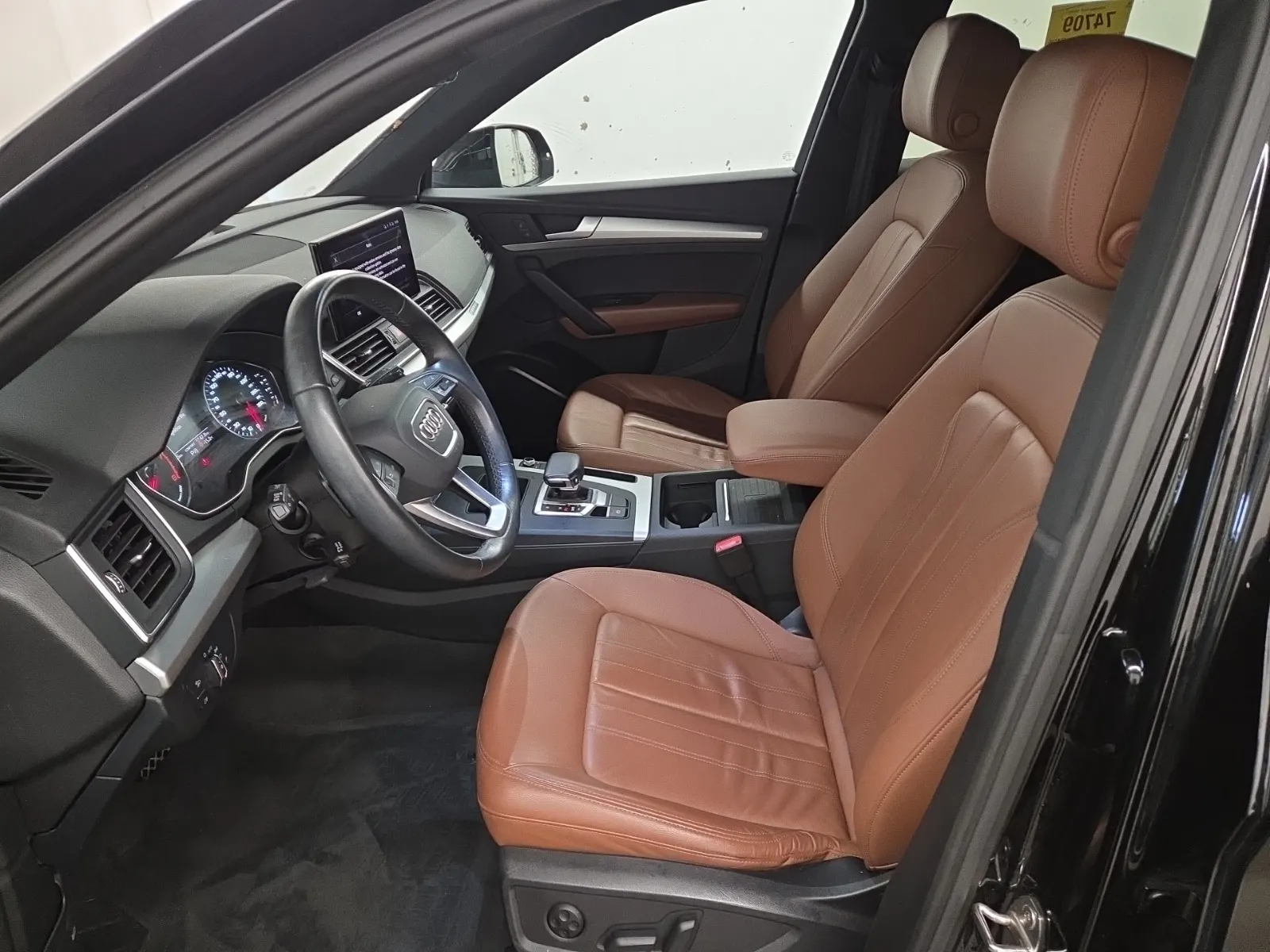 Front Interior Photo