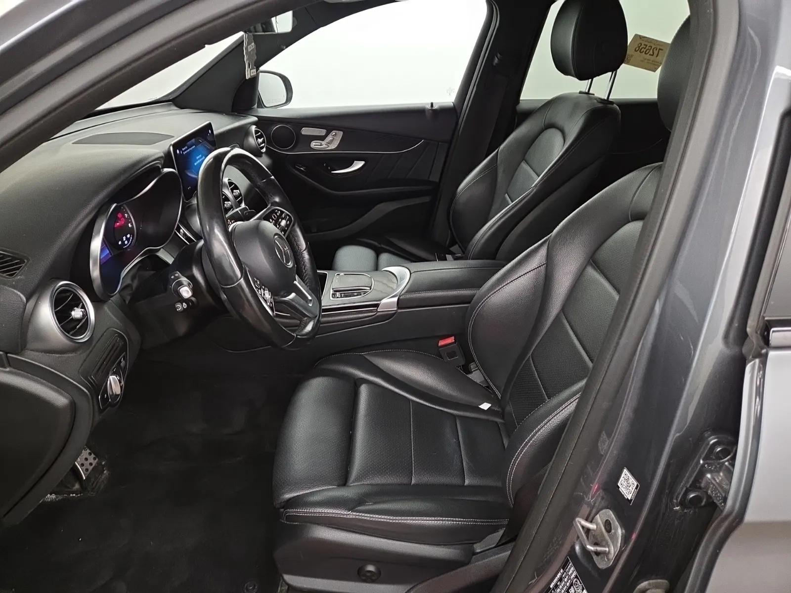Front Interior Photo