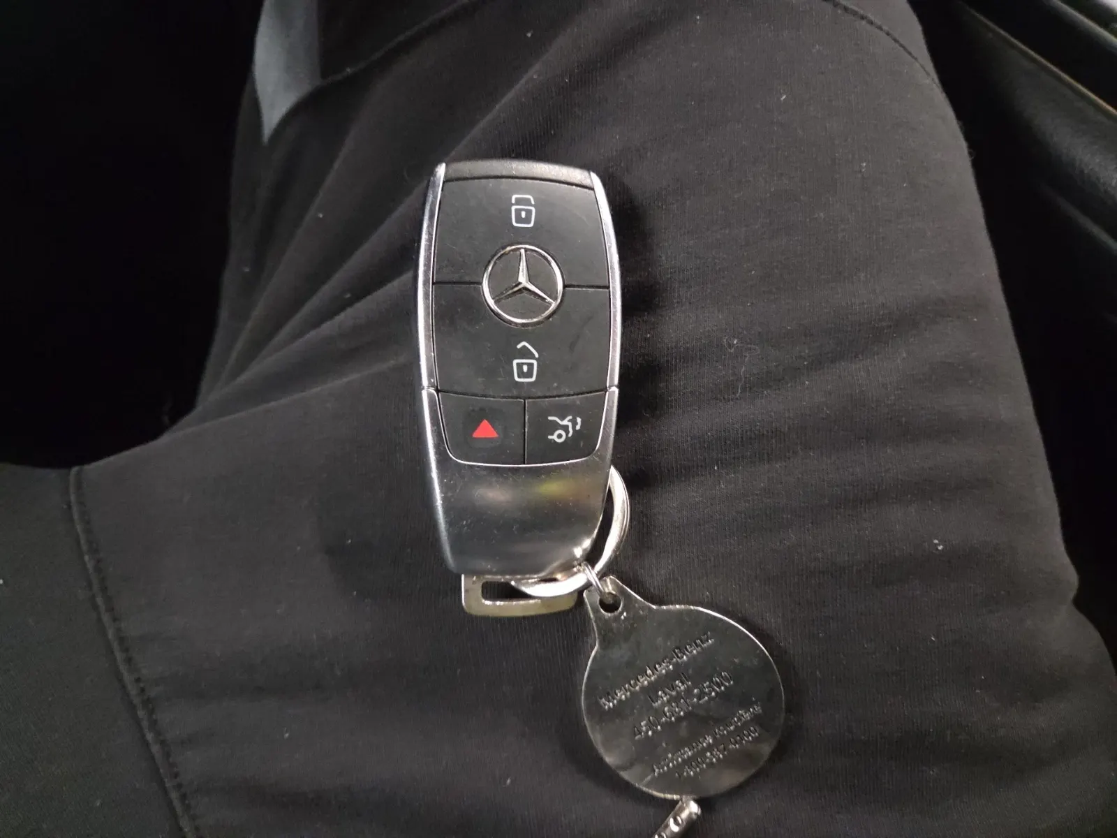 Keys/Fobs/Manual Photo