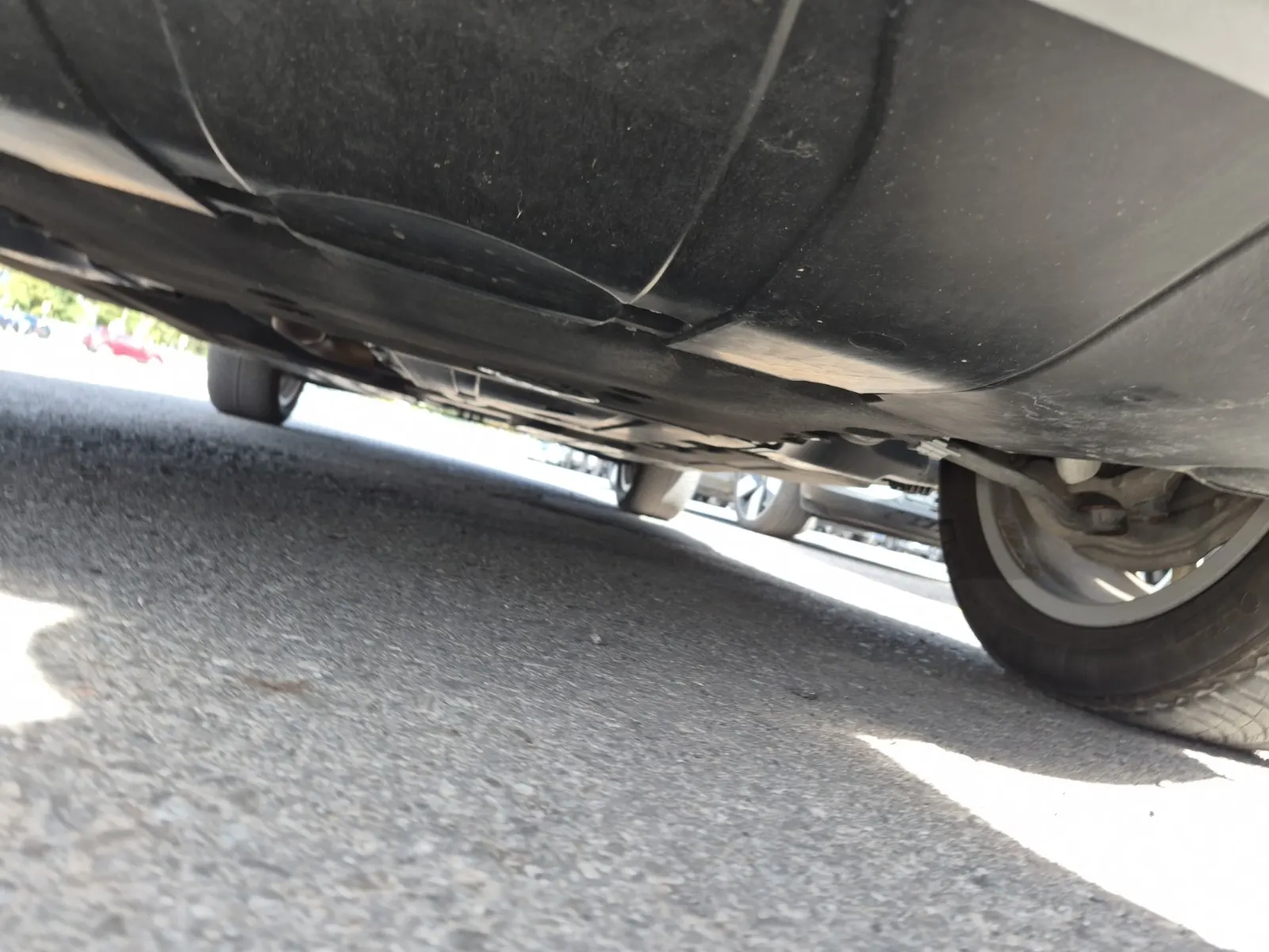 Undercarriage - Front Photo