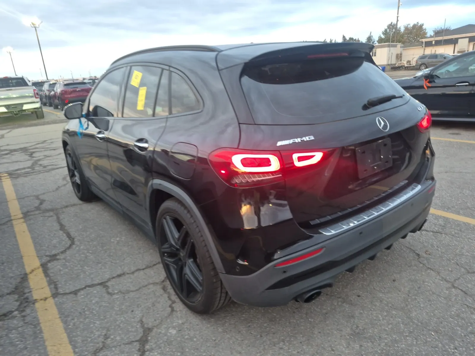 Driver Rear 3/4 Photo