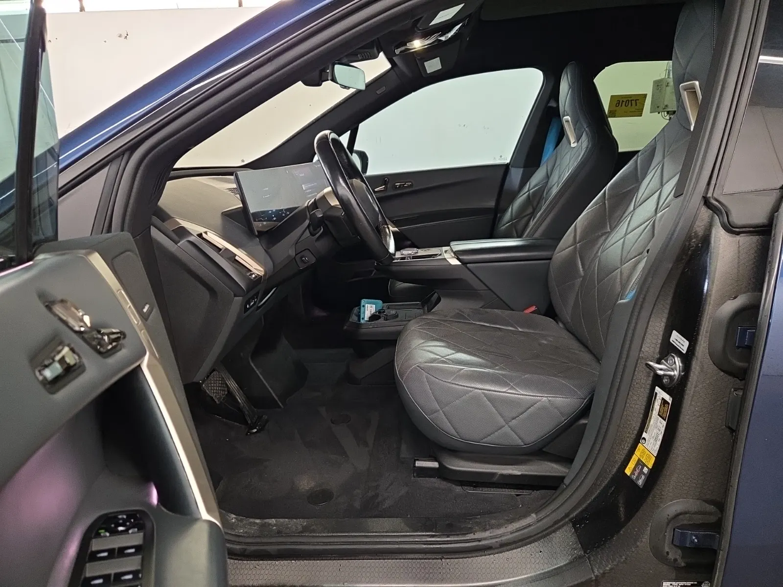Front Interior Photo