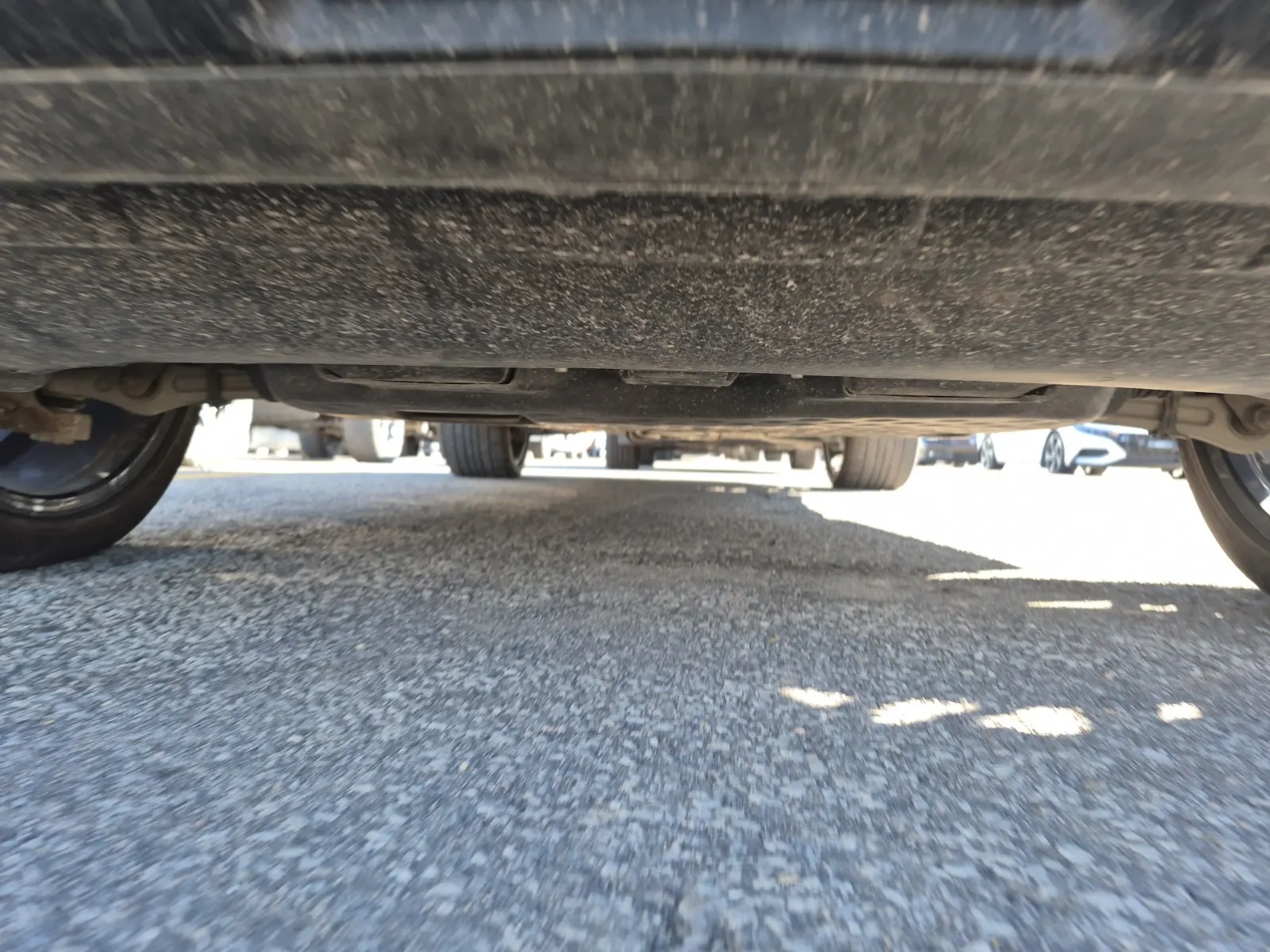 Undercarriage - Front Photo