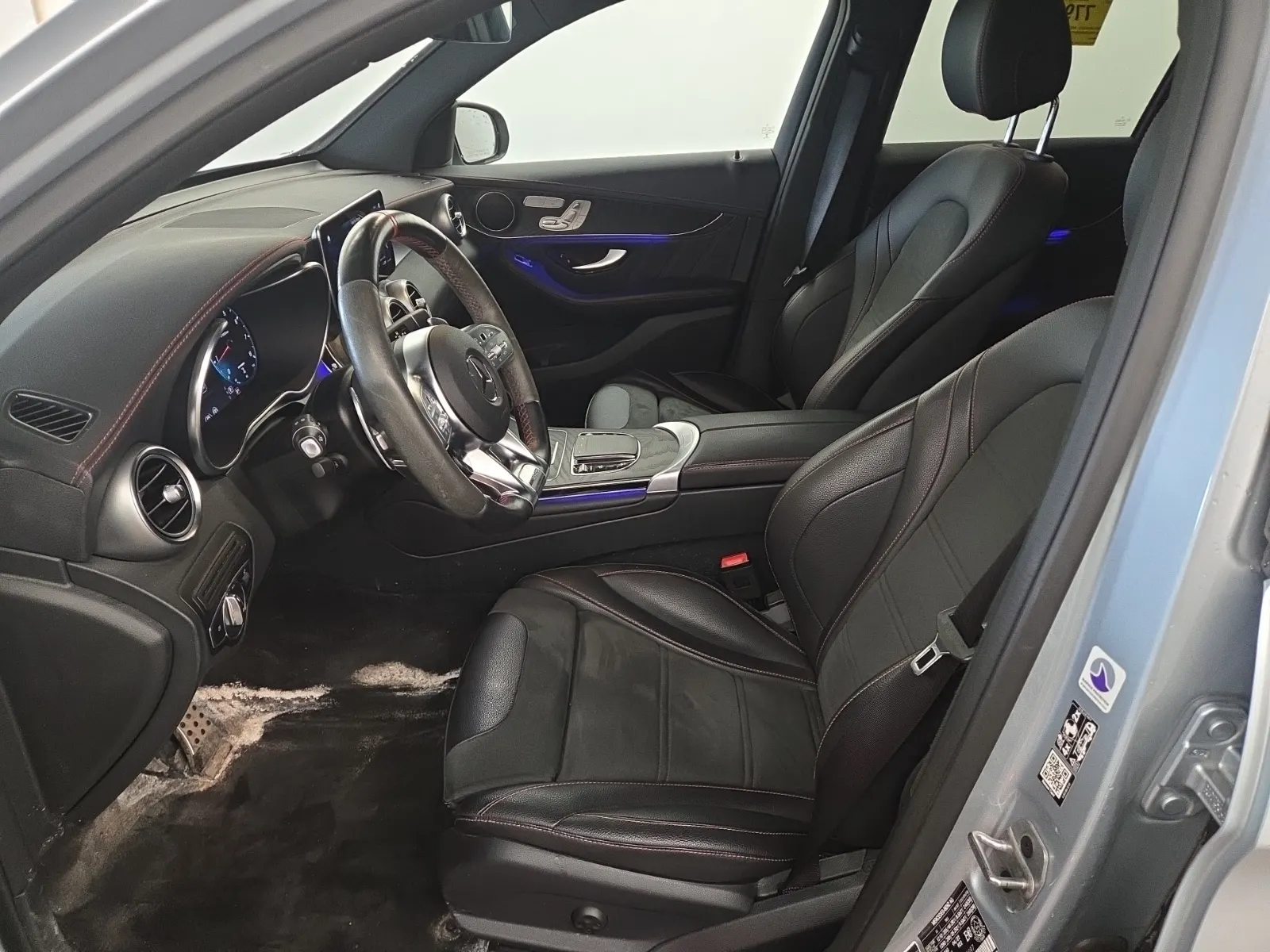 Front Interior Photo