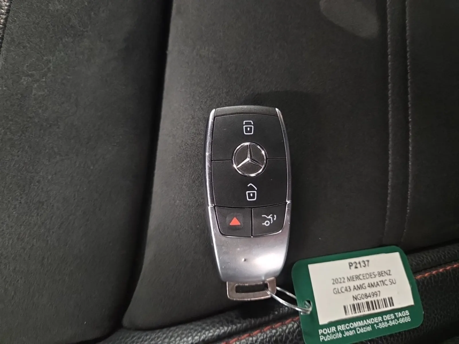 Keys/Fobs/Manual Photo