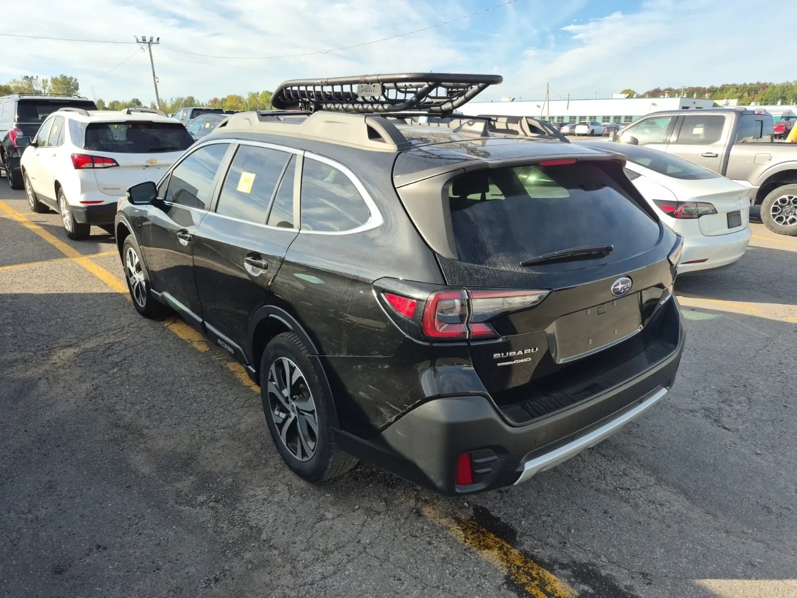 Driver Rear 3/4 Photo
