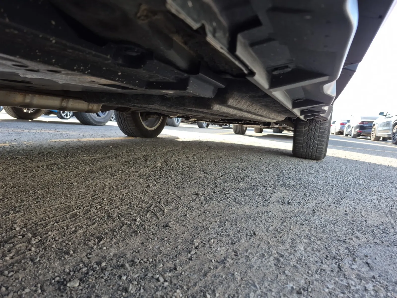 Undercarriage - Passenger Photo