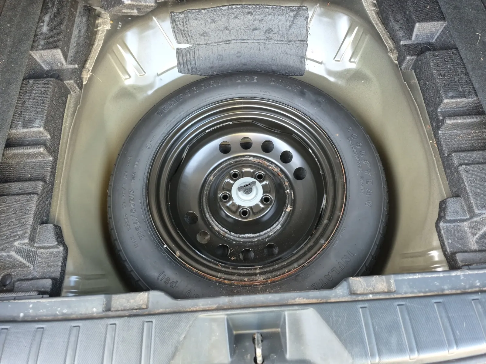 Spare Tire & Wheel Photo
