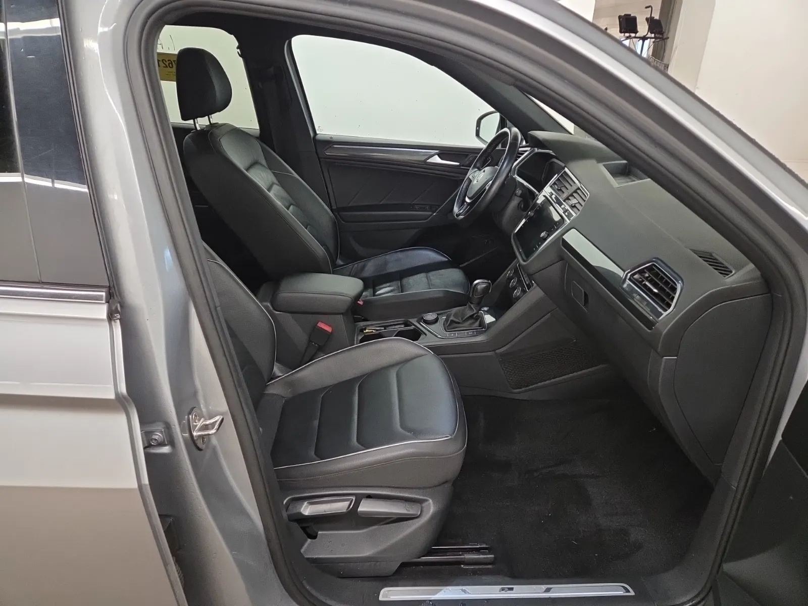 Right Side Interior Photo