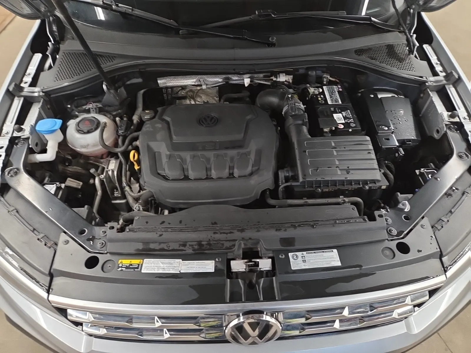 Engine Photo