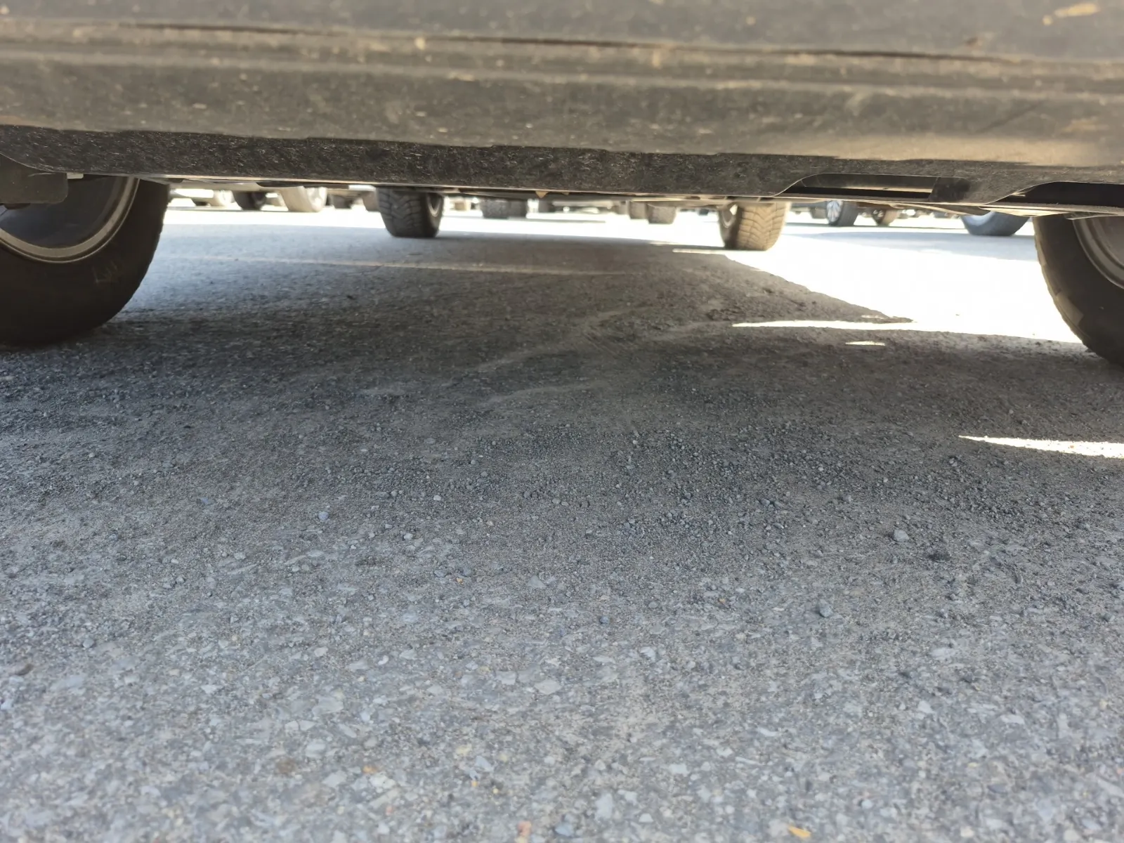 Undercarriage - Front Photo