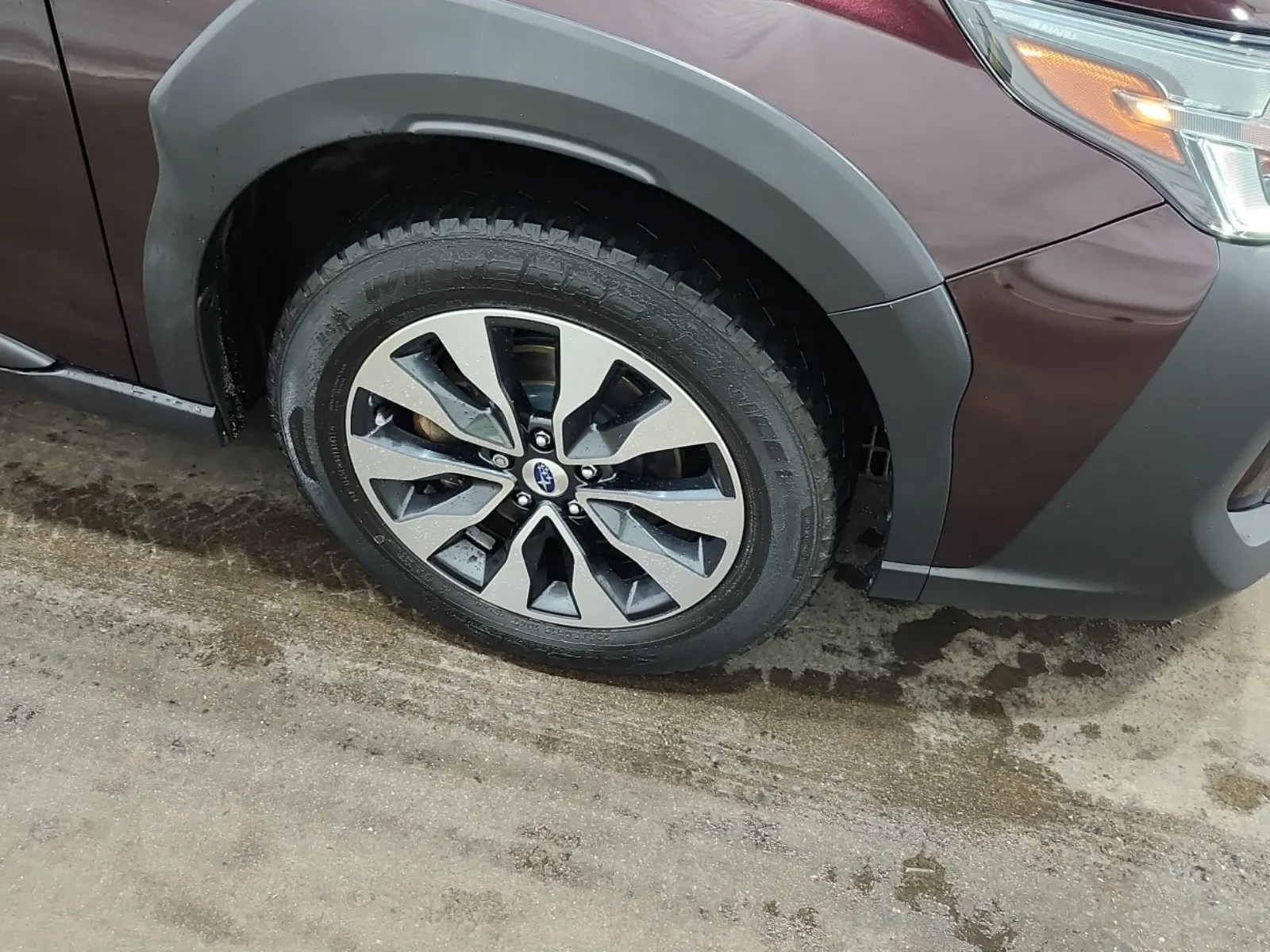Right Front Wheel/Tire Photo