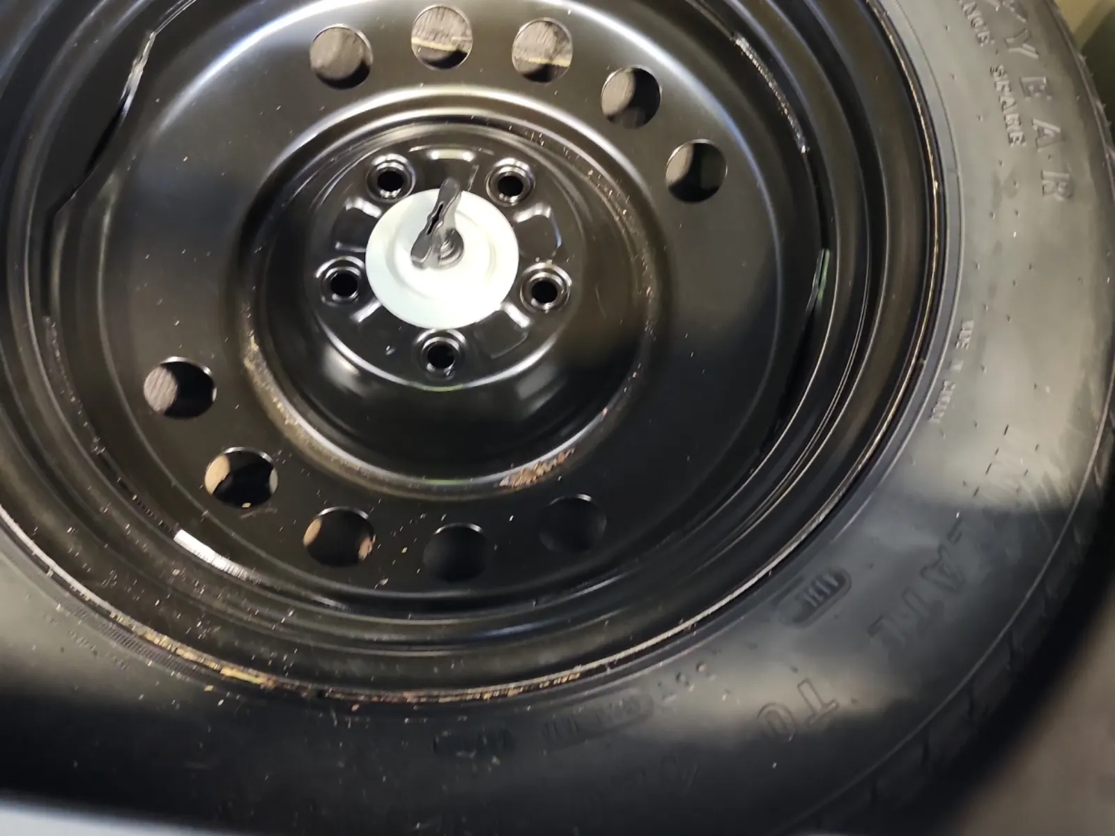 Spare Tire & Wheel Photo